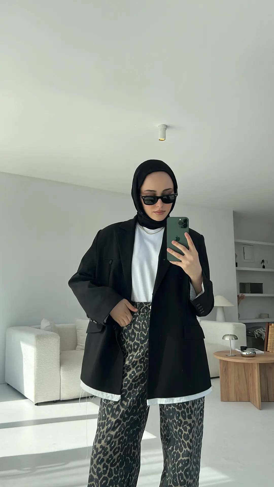 Arkası Baskılı Blazer Ceket Siyah