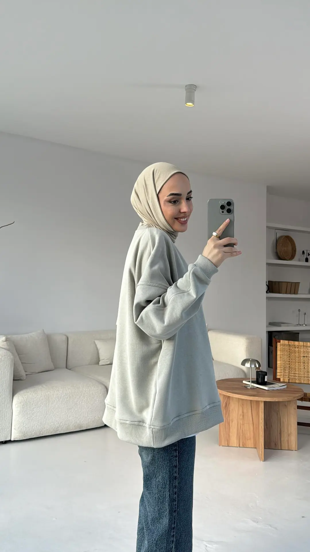 Kolları Dikiş Detaylı Oversize Sweatshirt Gri