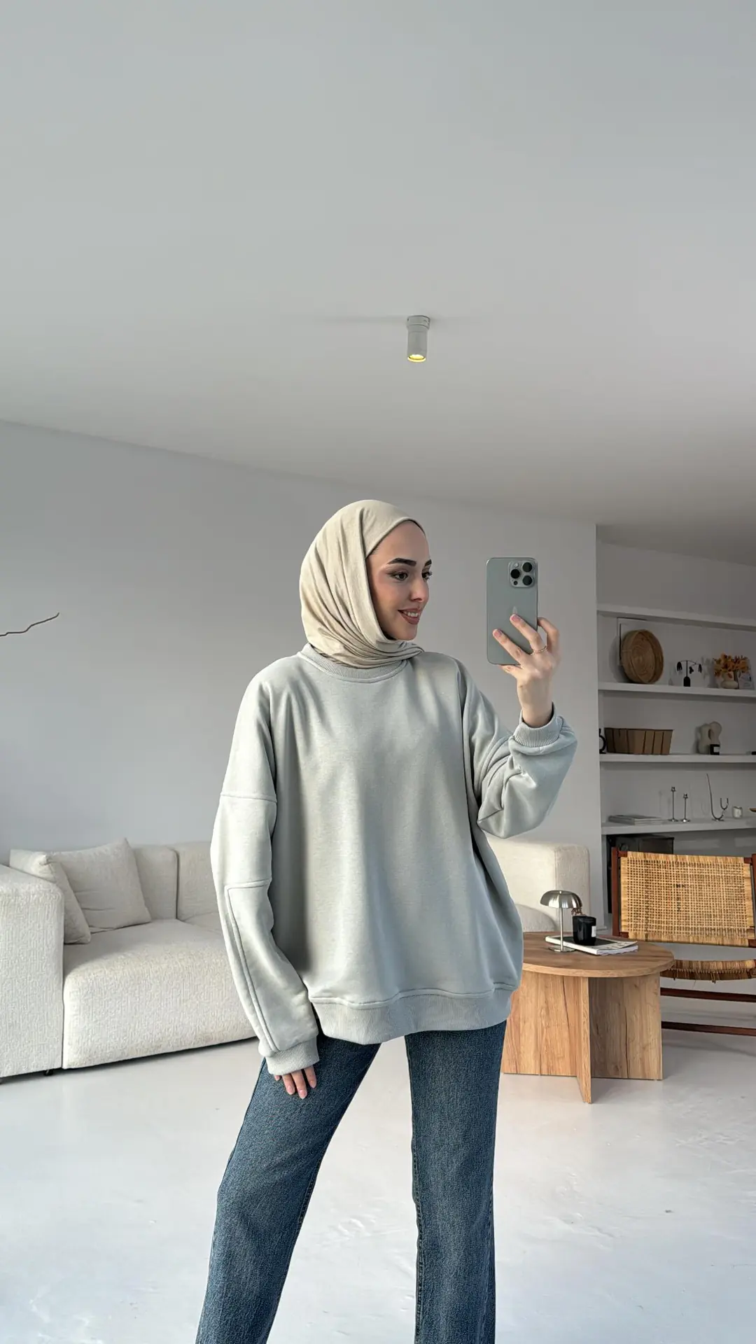 Kolları Dikiş Detaylı Oversize Sweatshirt Gri