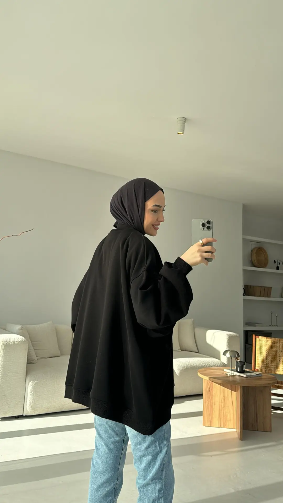 Siyah Oversize Üç İplik Sweatshirt