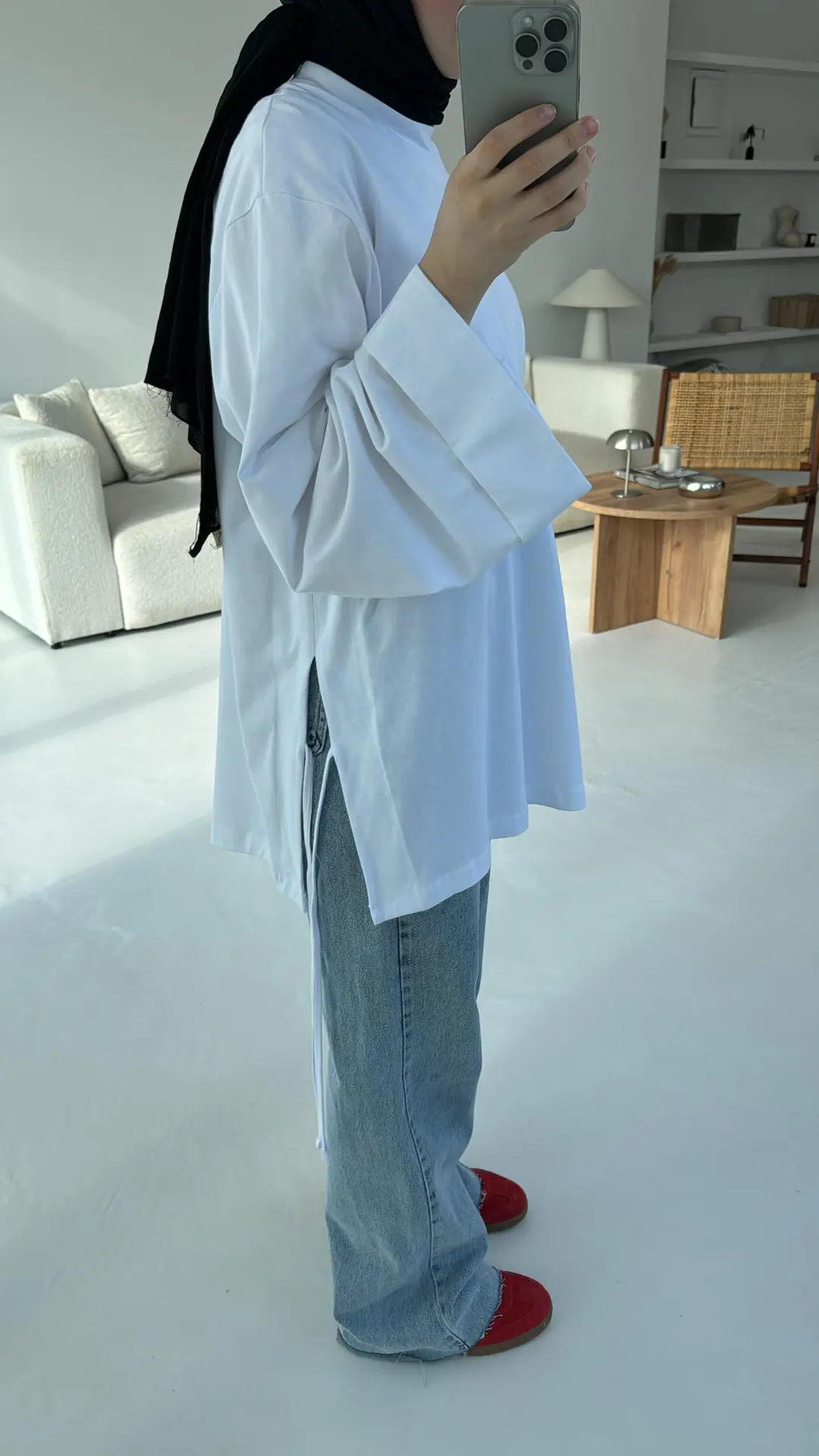 Yanları Bağlamalı Geniş Kol Sweatshirt Beyaz