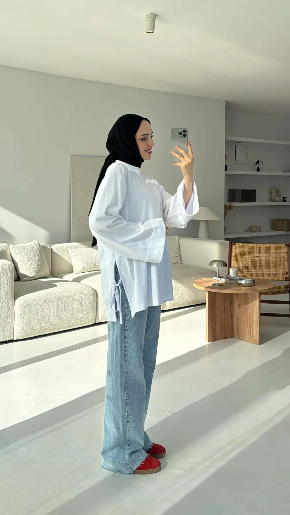 Yanları Bağlamalı Geniş Kol Sweatshirt Beyaz