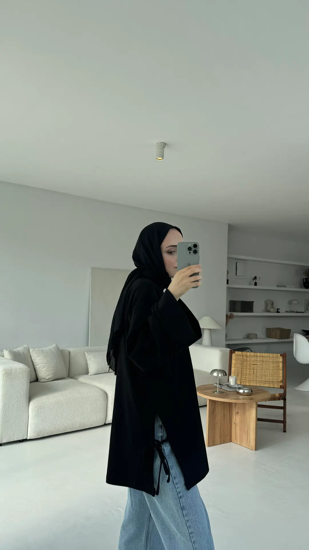Yanları Bağlamalı Geniş Kol Sweatshirt Siyah