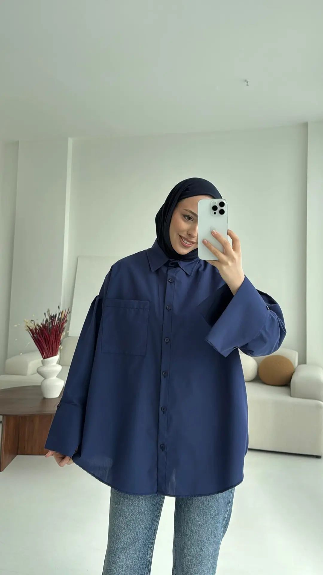 Kalın Manşetli Oversize Lacivert Gömlek