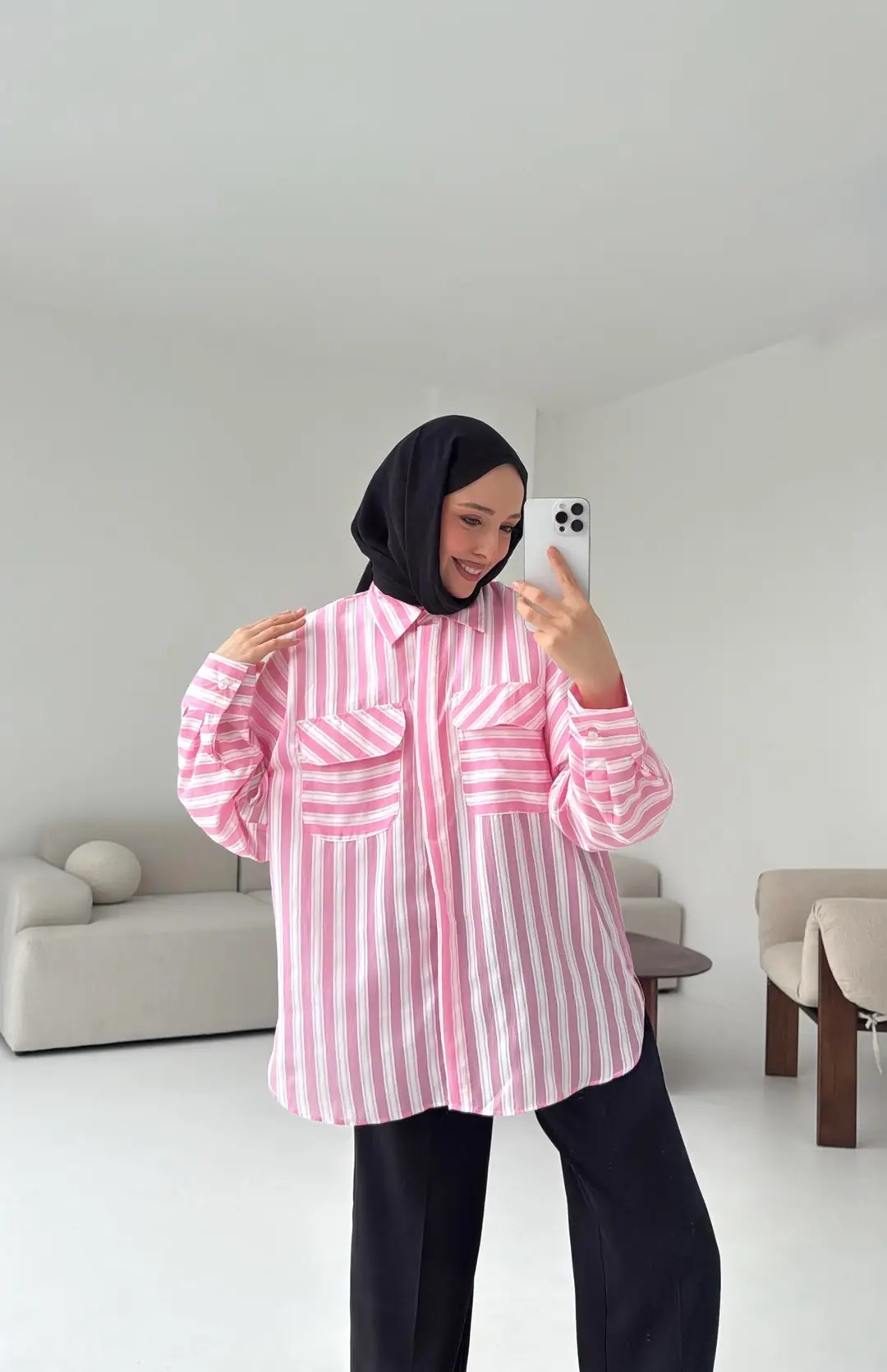 Kalın Çizgili Pembe Gömlek