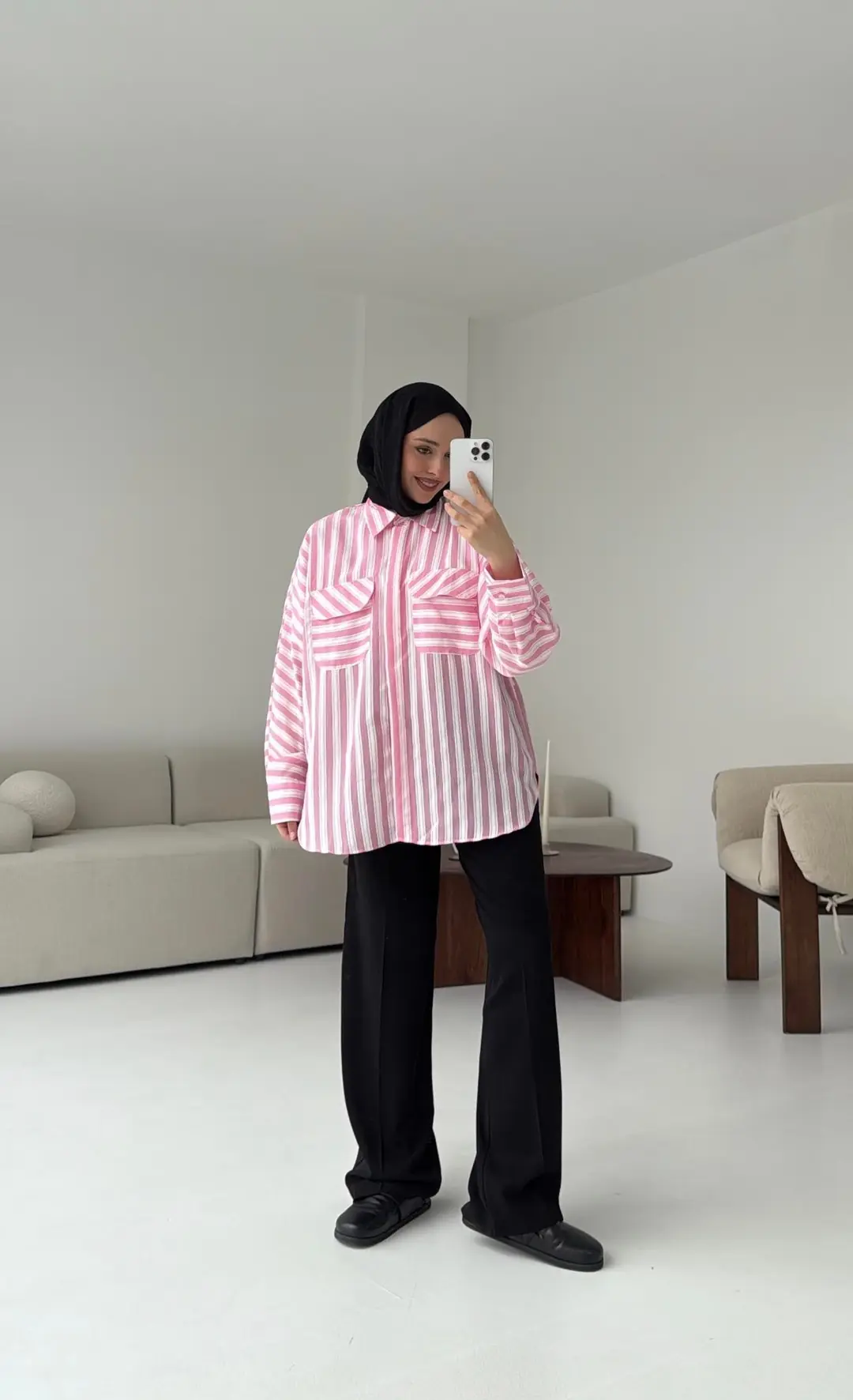Kalın Çizgili Pembe Gömlek