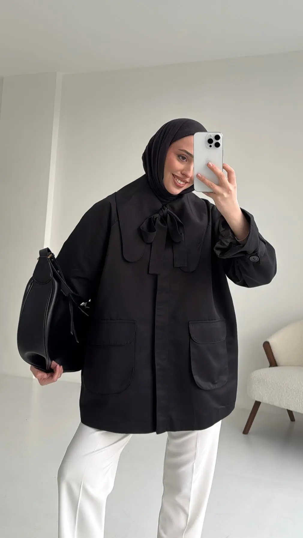 Astarlı Siyah Trençkot