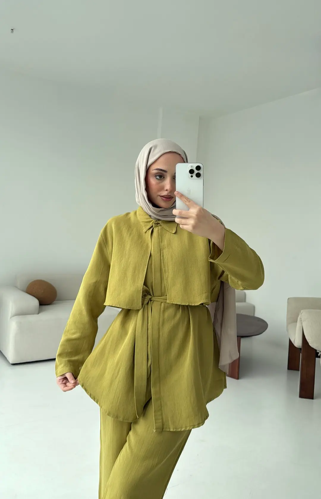 Keten Pelerinli Takım Olive