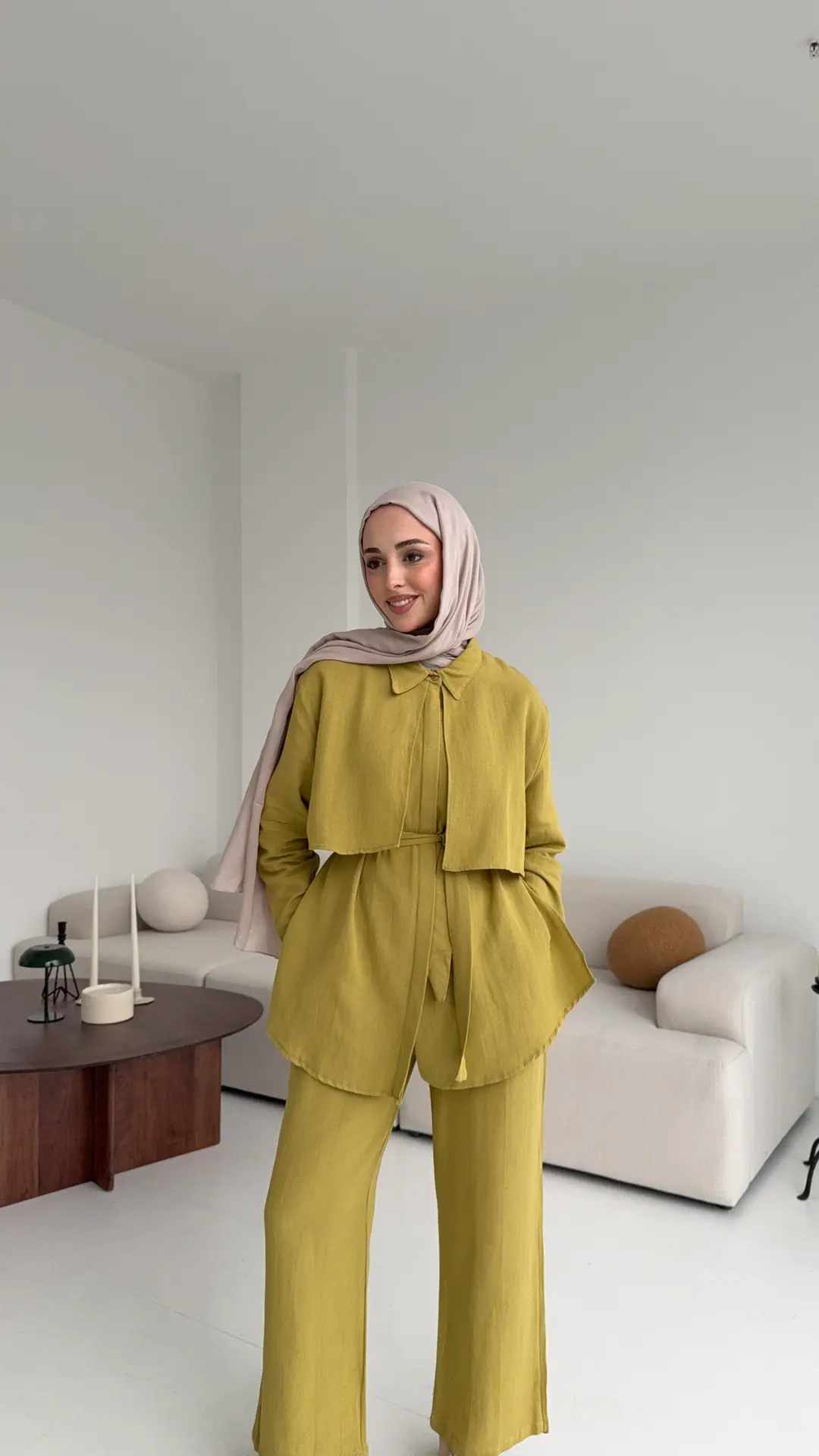 Keten Pelerinli Takım Olive