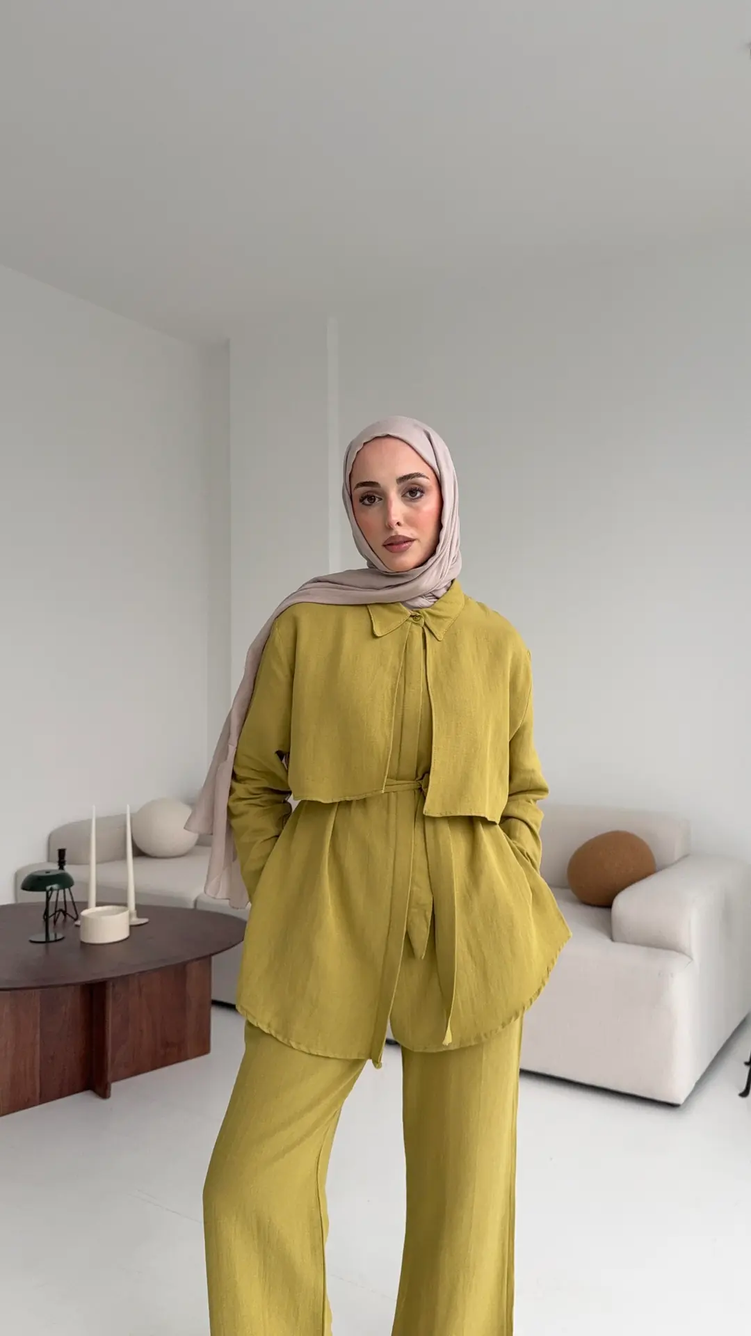 Keten Pelerinli Takım Olive