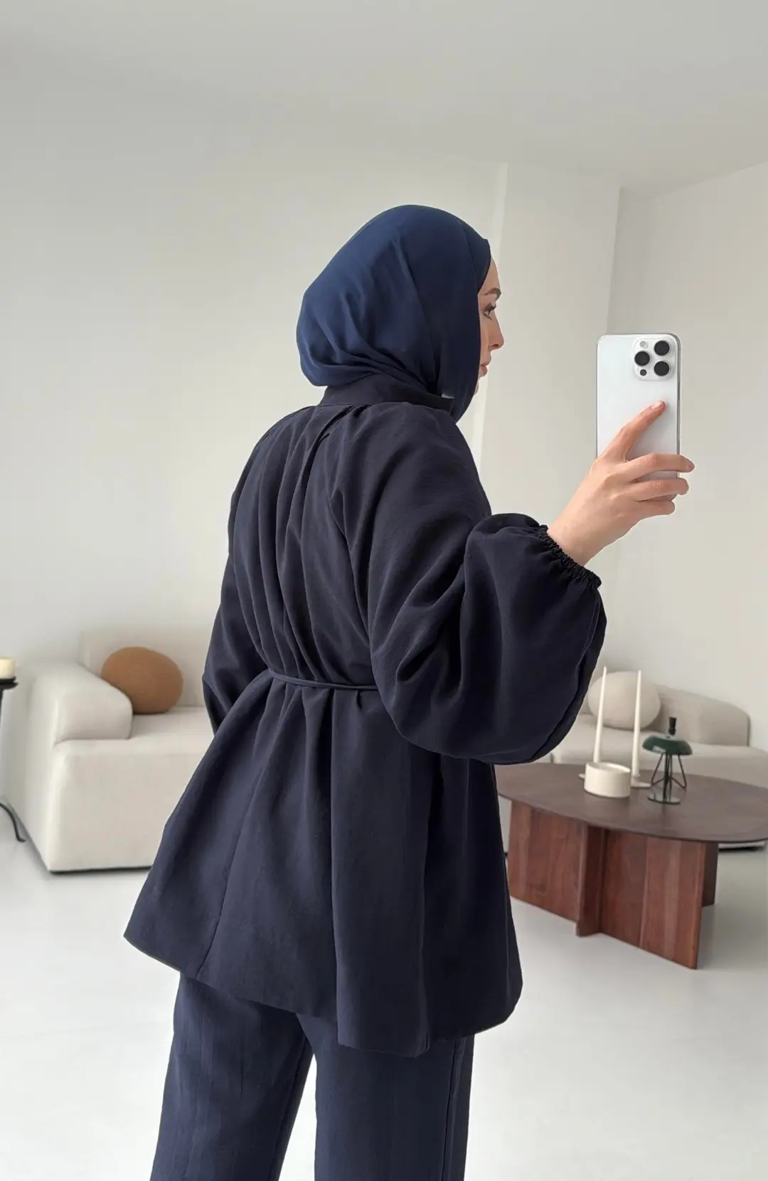 Broş Detaylı Takım Lacivert