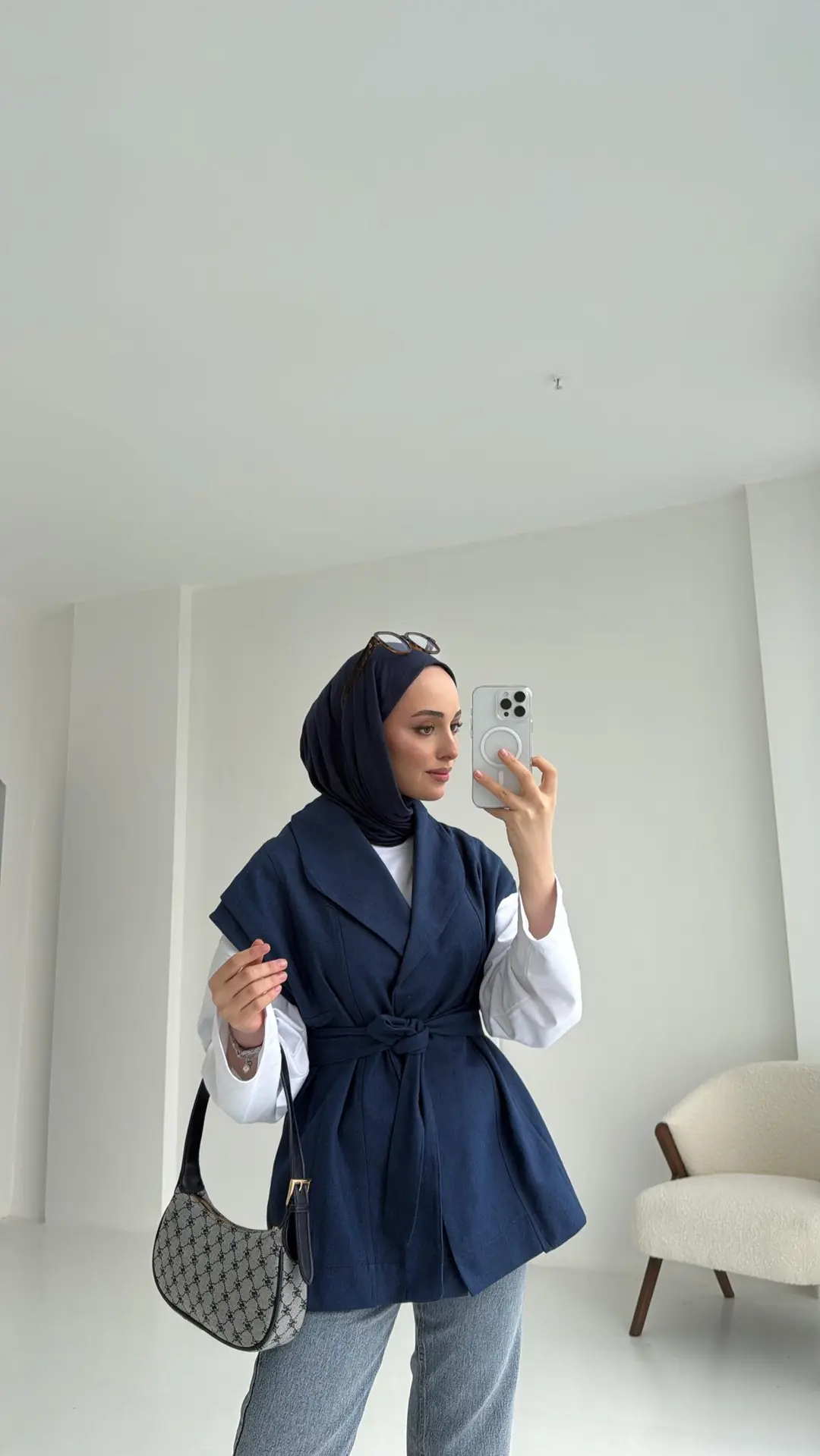 Gabardin Bağlamalı Yelek Lacivert