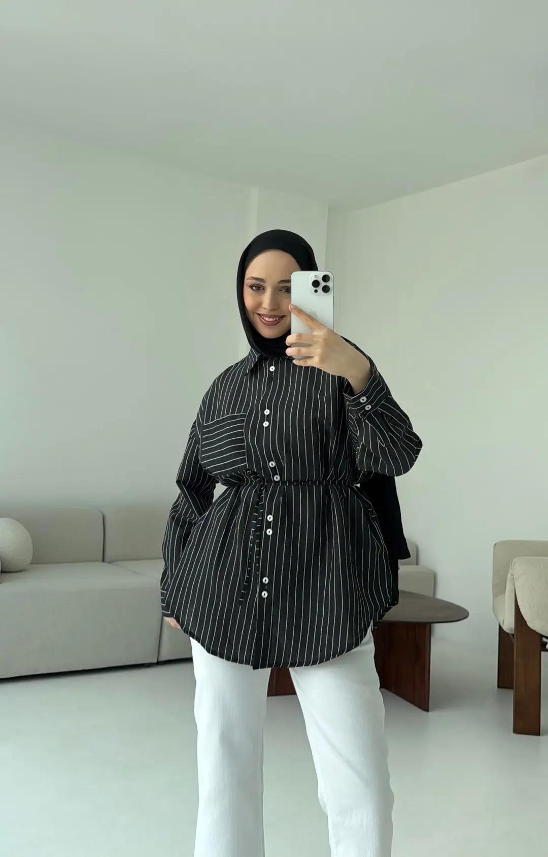 Siyah Çizgili Bağlamalı Gömlek