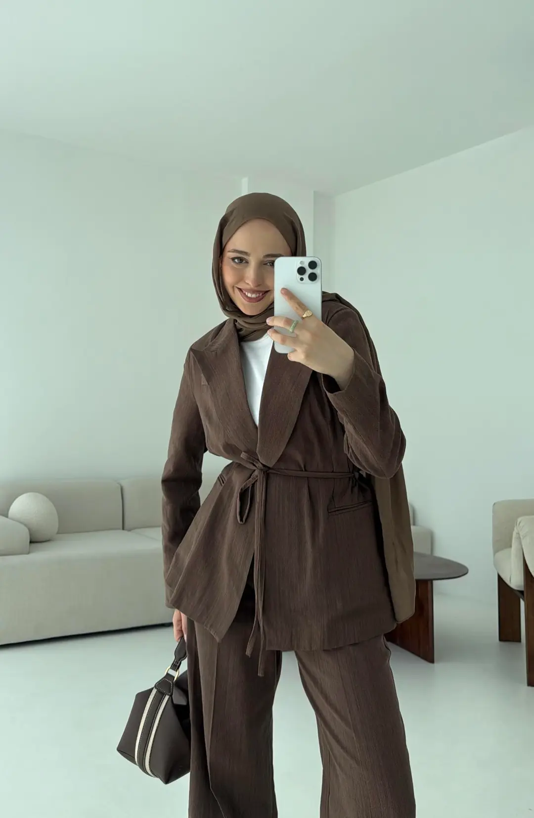 Bağlamalı Keten Ceketli Takım Kahve