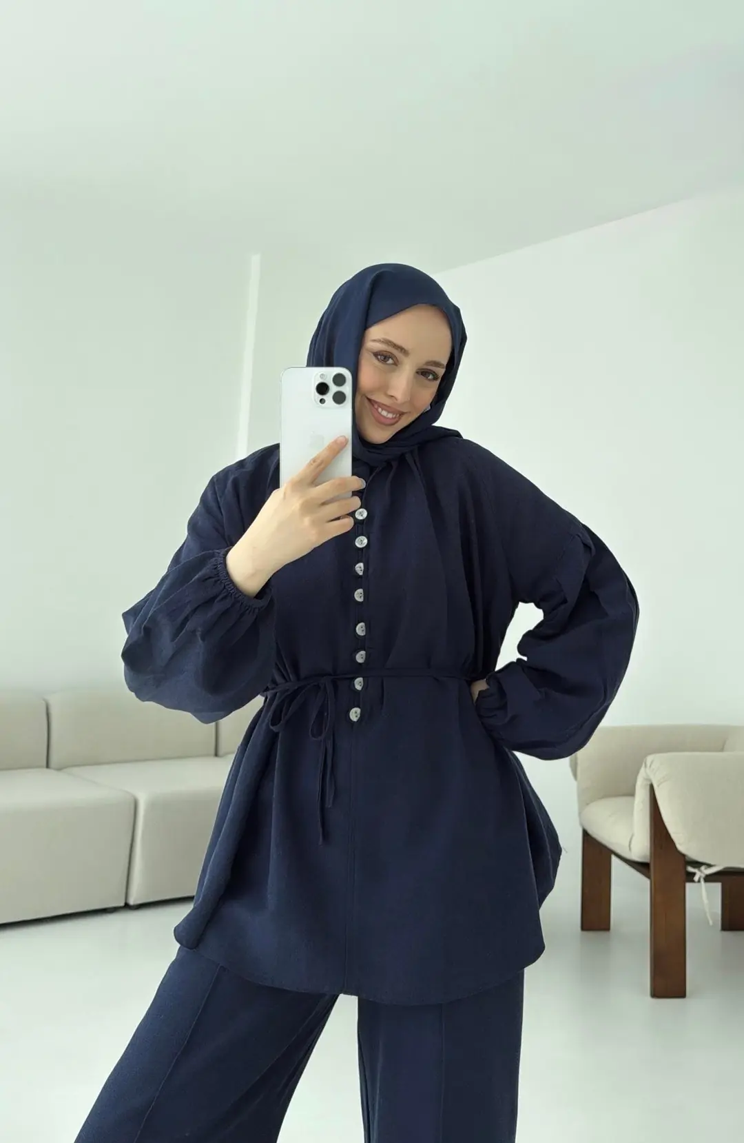 Yarım Düğme Detaylı Takım Lacivert