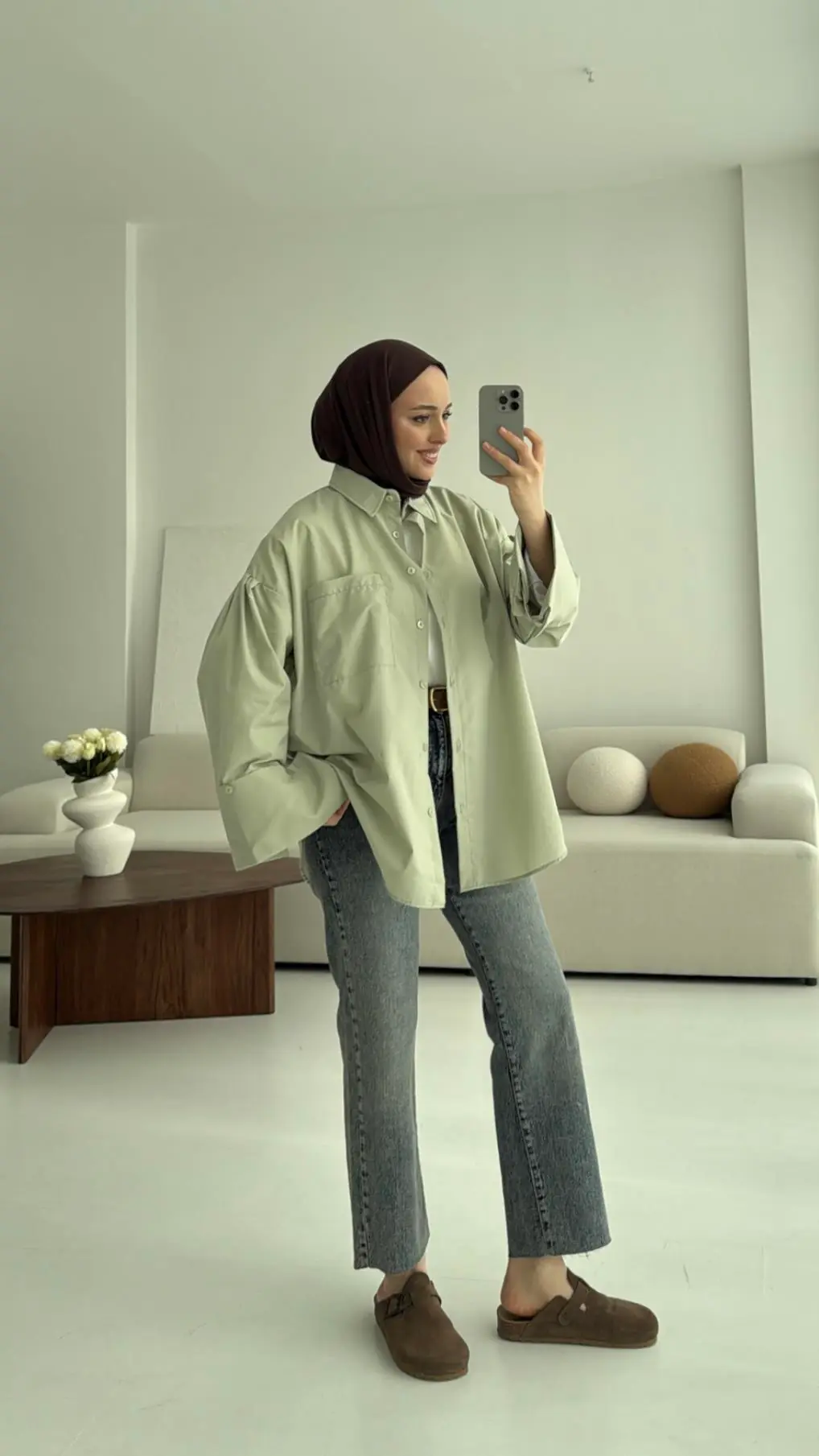 Kalın Manşetli Oversize Mint Gömlek