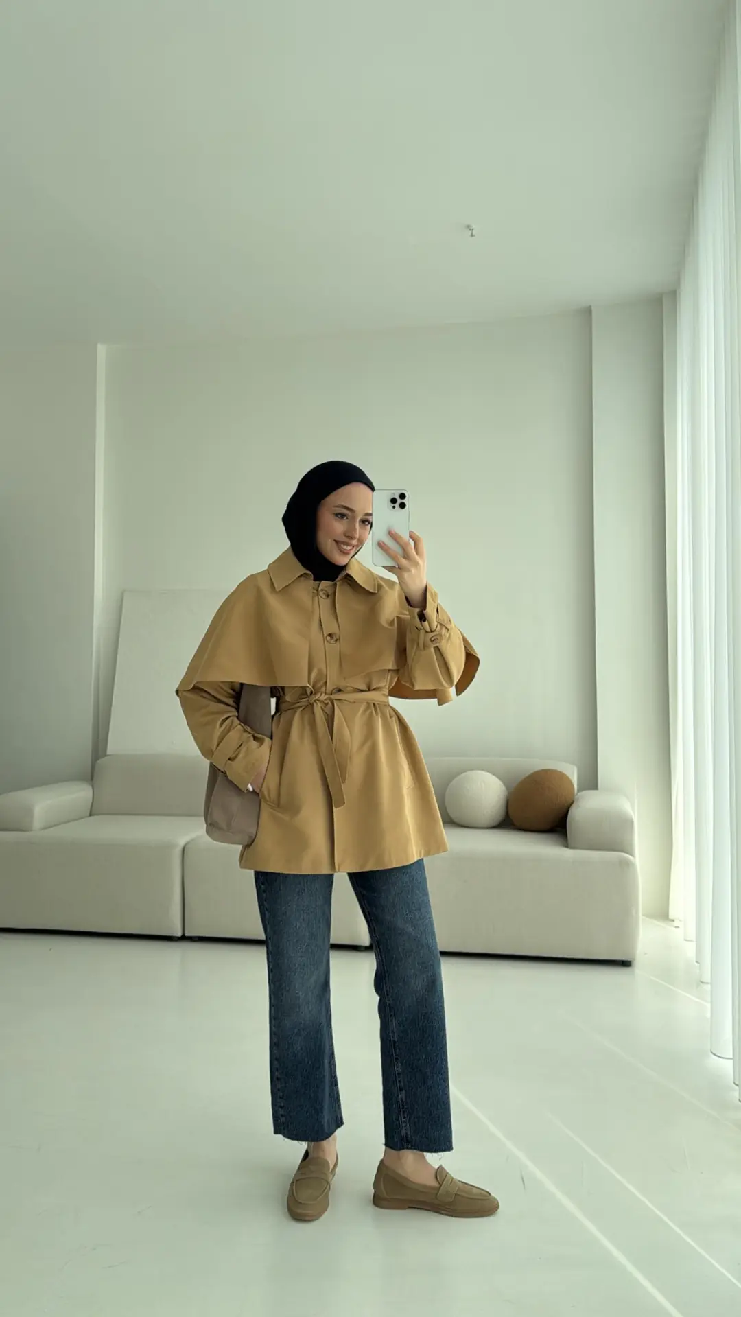 Astarlı Pelerinli Trençkot Camel