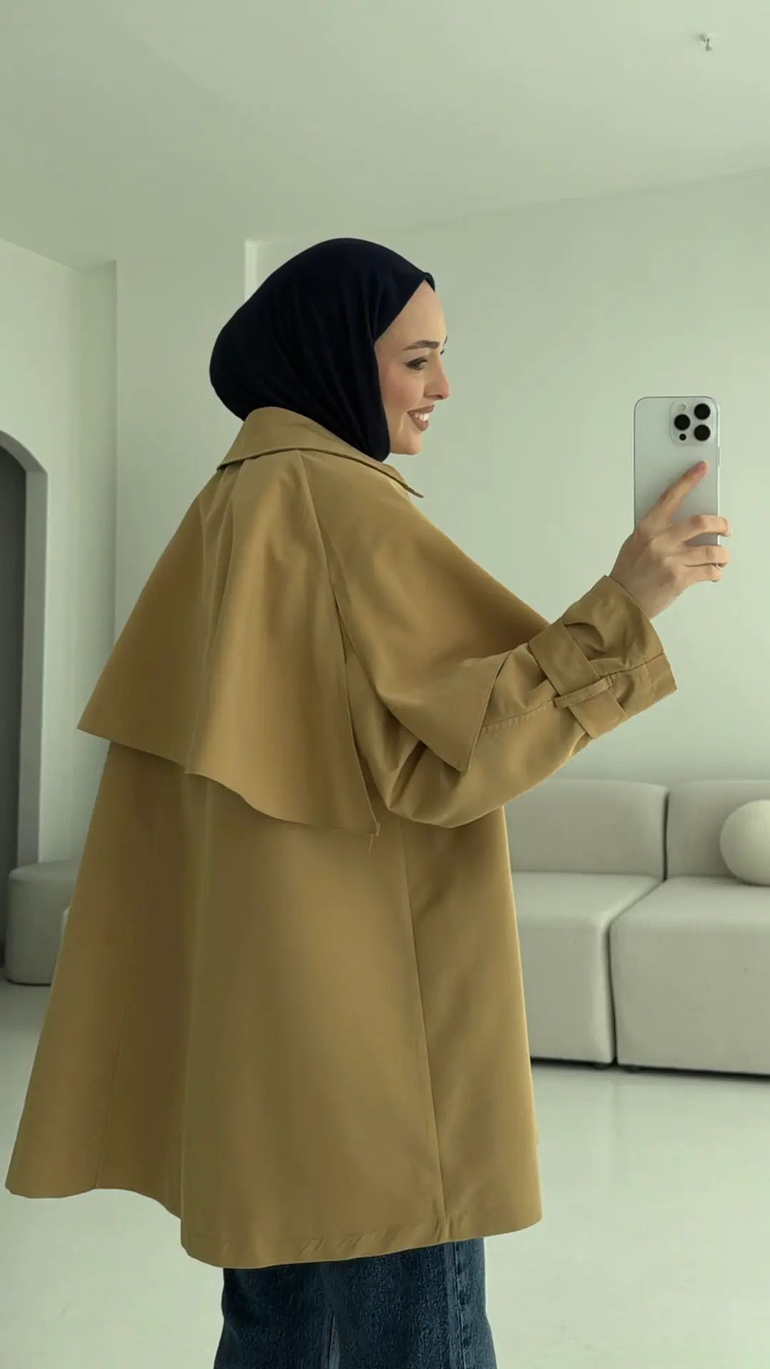 Astarlı Pelerinli Trençkot Camel