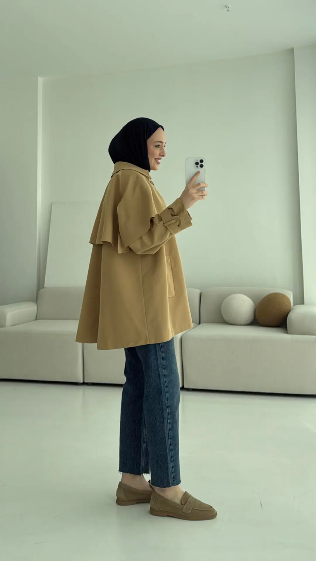 Astarlı Pelerinli Trençkot Camel
