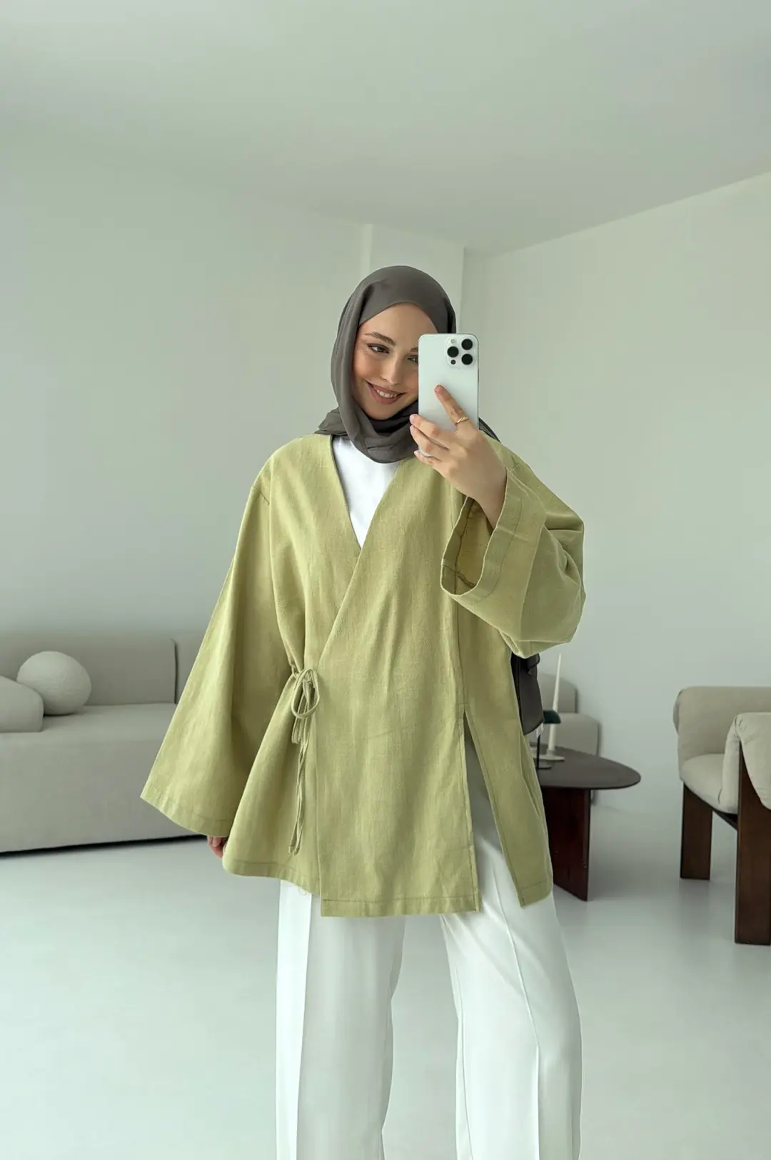 Yağ Yeşili Yırtmaç Detay Keten Kimono