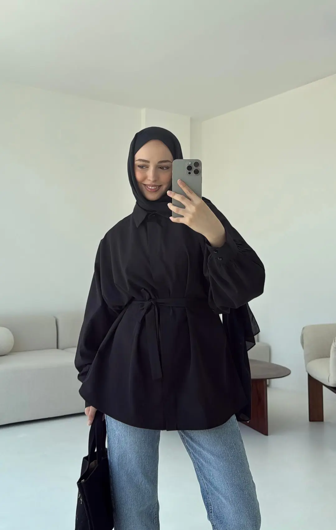 Siyah Balon Kol Bağlamalı Gömlek