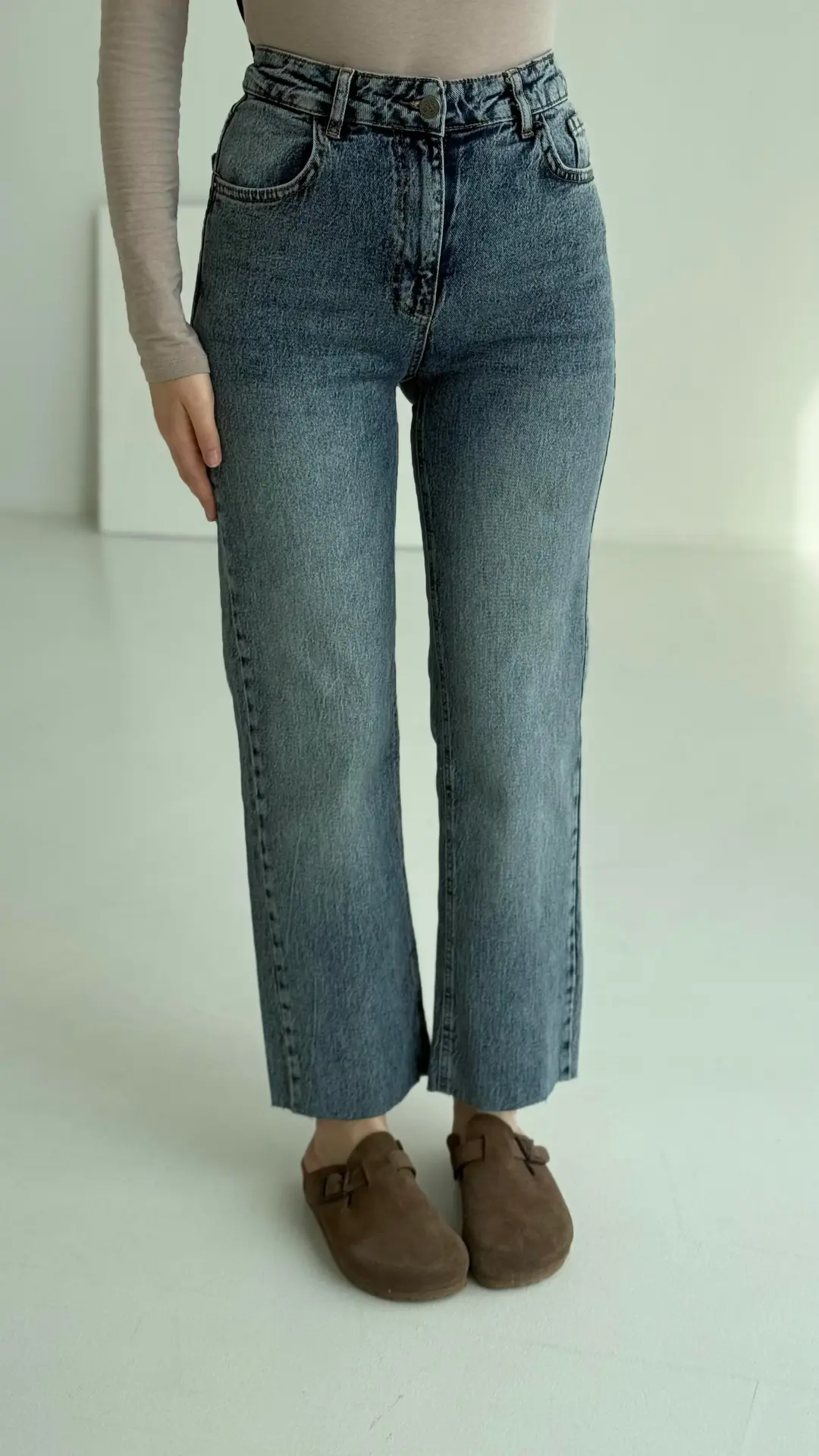 Premium Paçası Kesik Jean 276
