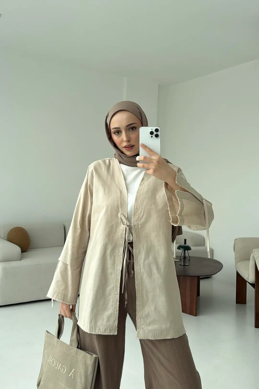 Kolu Yırtmaç Detay Kimono Bej