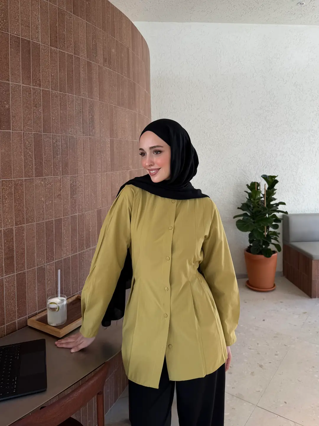 Belden Oturtmalı Gömlek Oliive