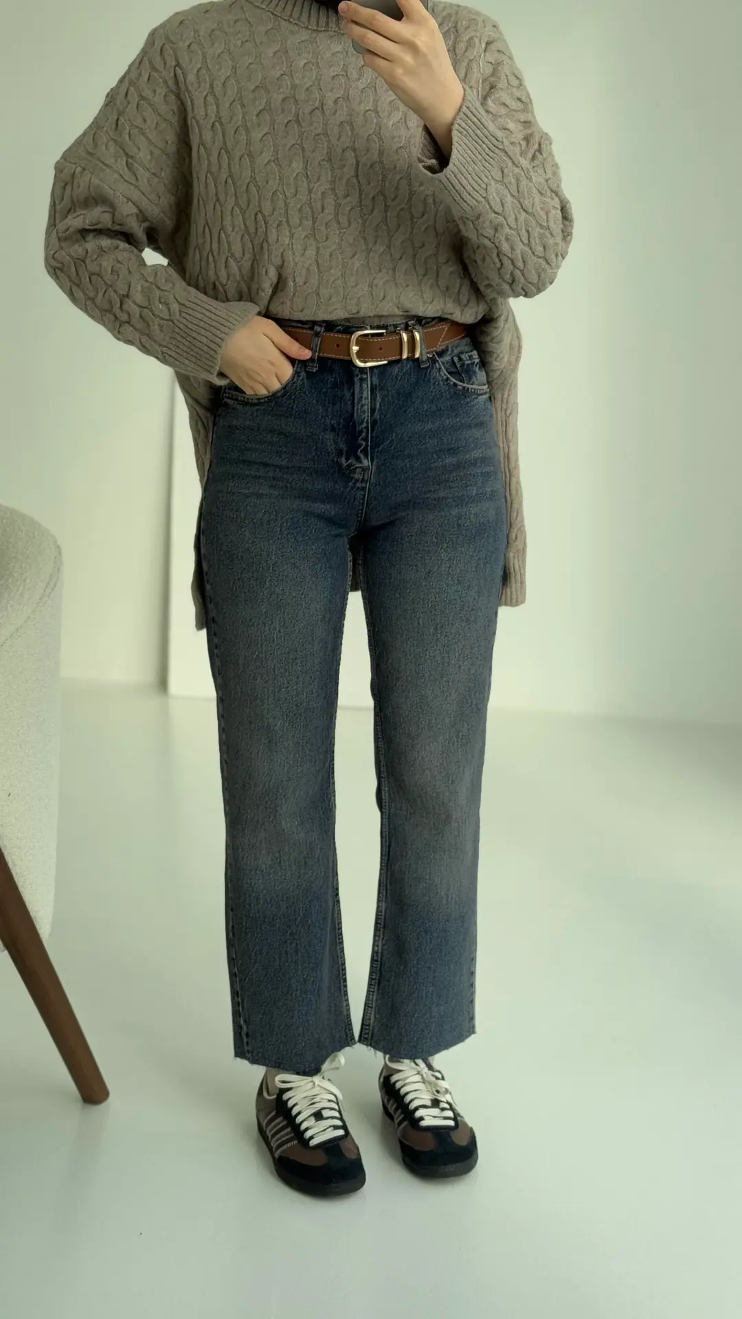 Premium Paçası Kesik Kemerli Jean