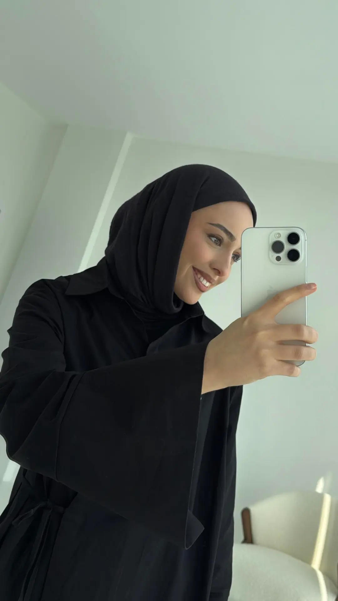 Kolları Yırtmaç Detay Yandan Bağlamalı Gömlek Siyah