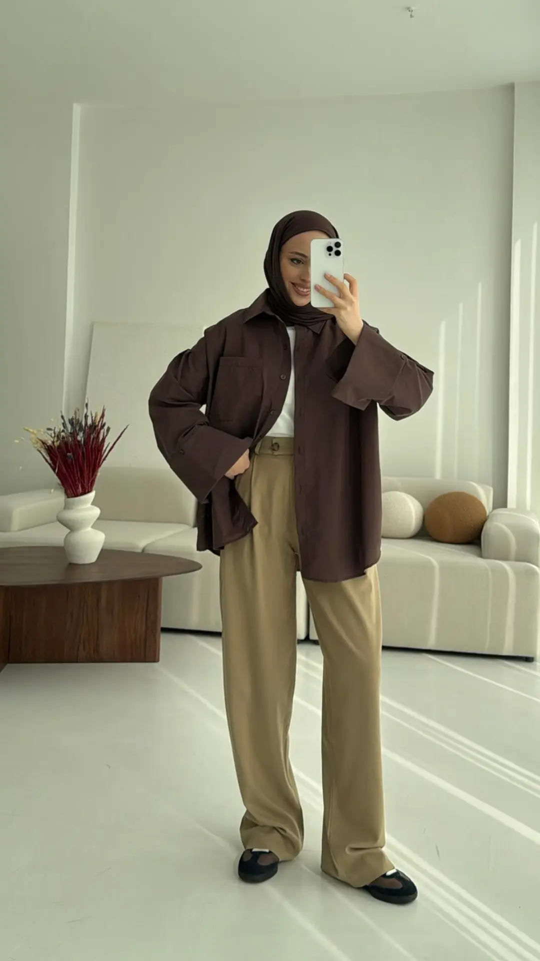 Kalın Manşetli Oversize Kahve Gömlek