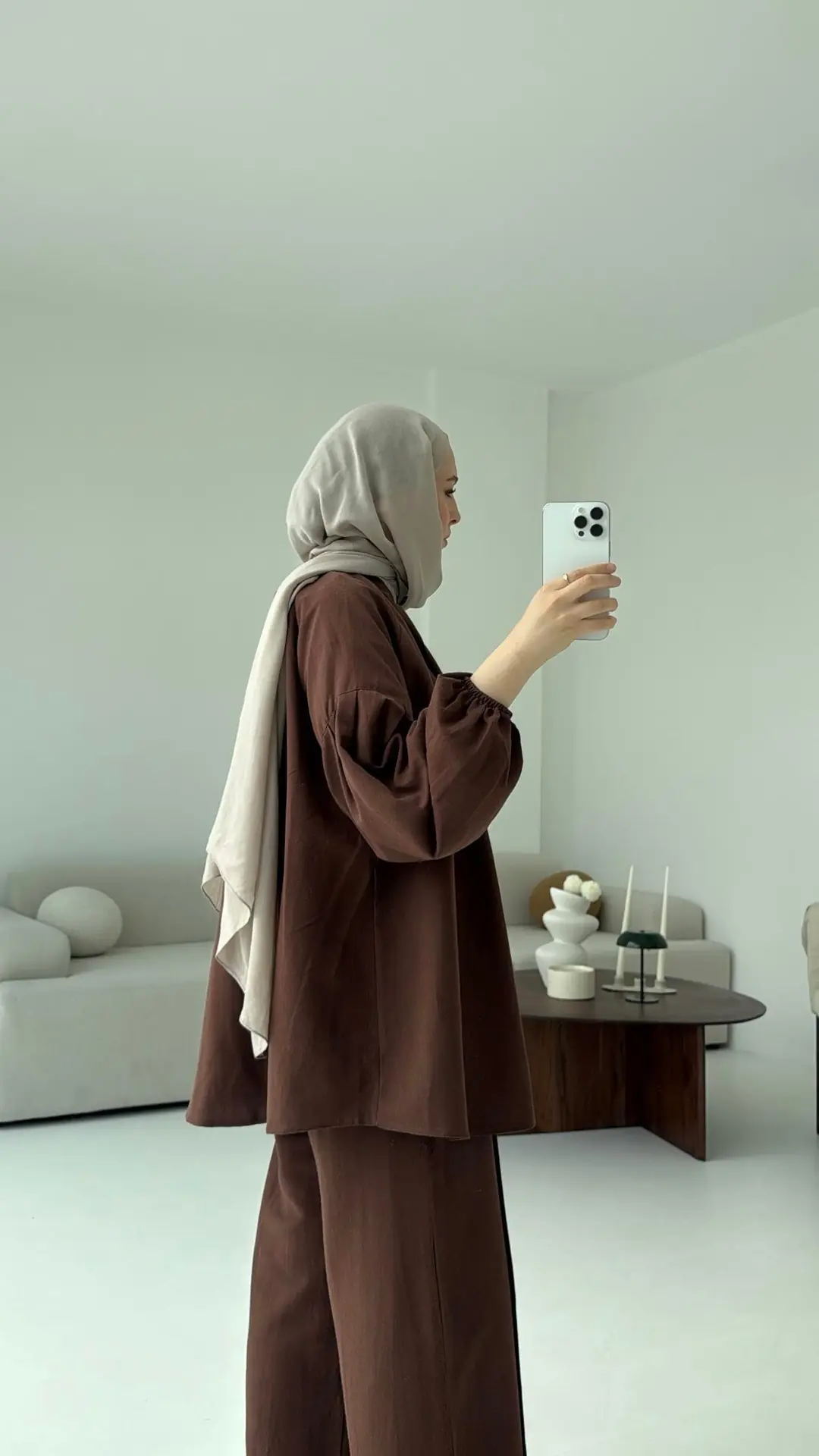 Yarım Düğme Detaylı Takım Kahve