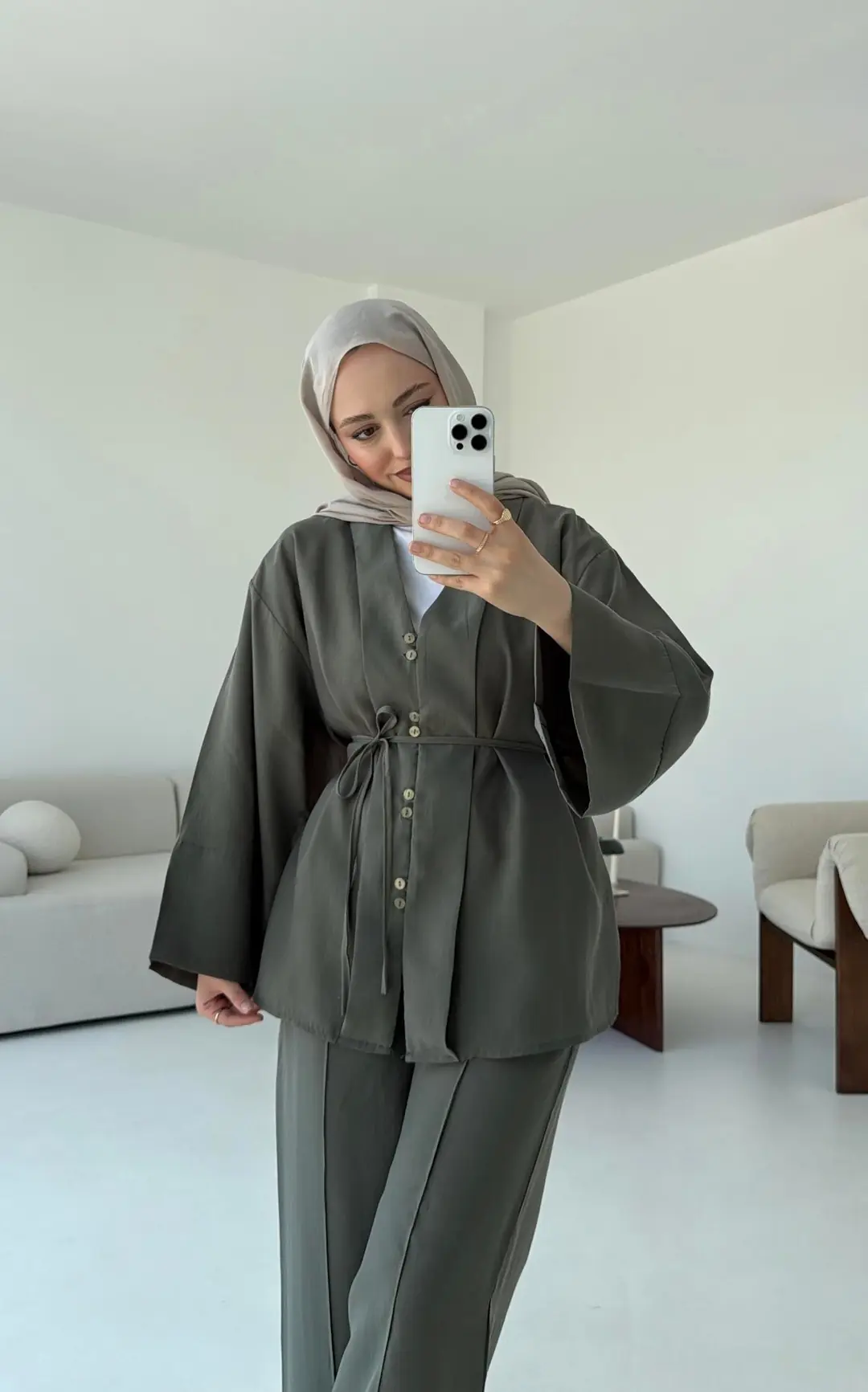 Şal Yaka Düğmeli Takım Haki