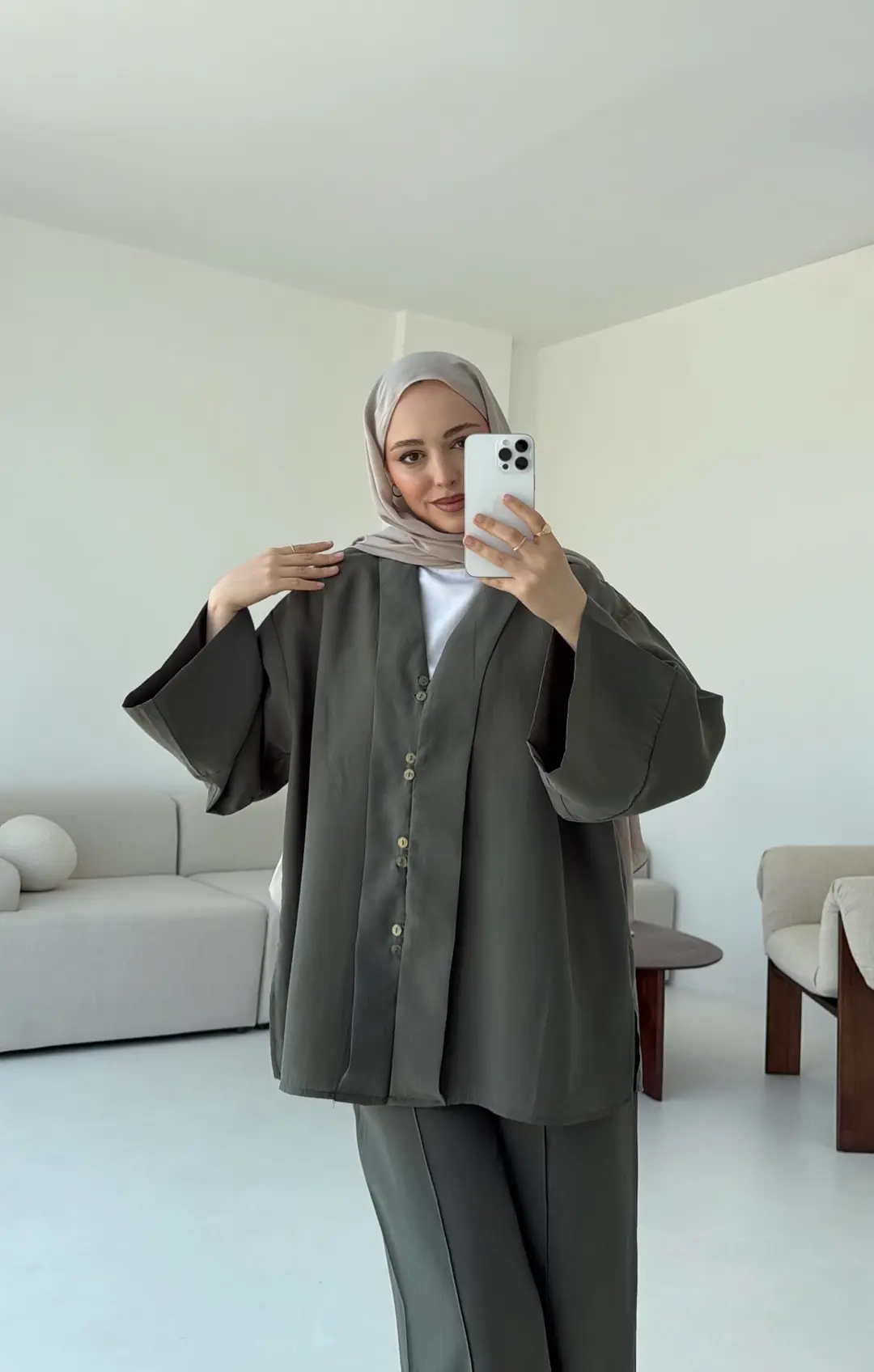 Şal Yaka Düğmeli Takım Haki