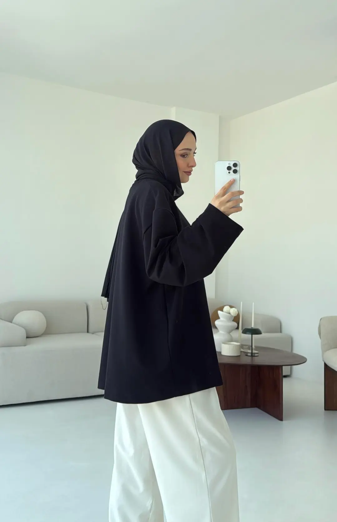 Etiket Baskılı Sweatshirt Siyah