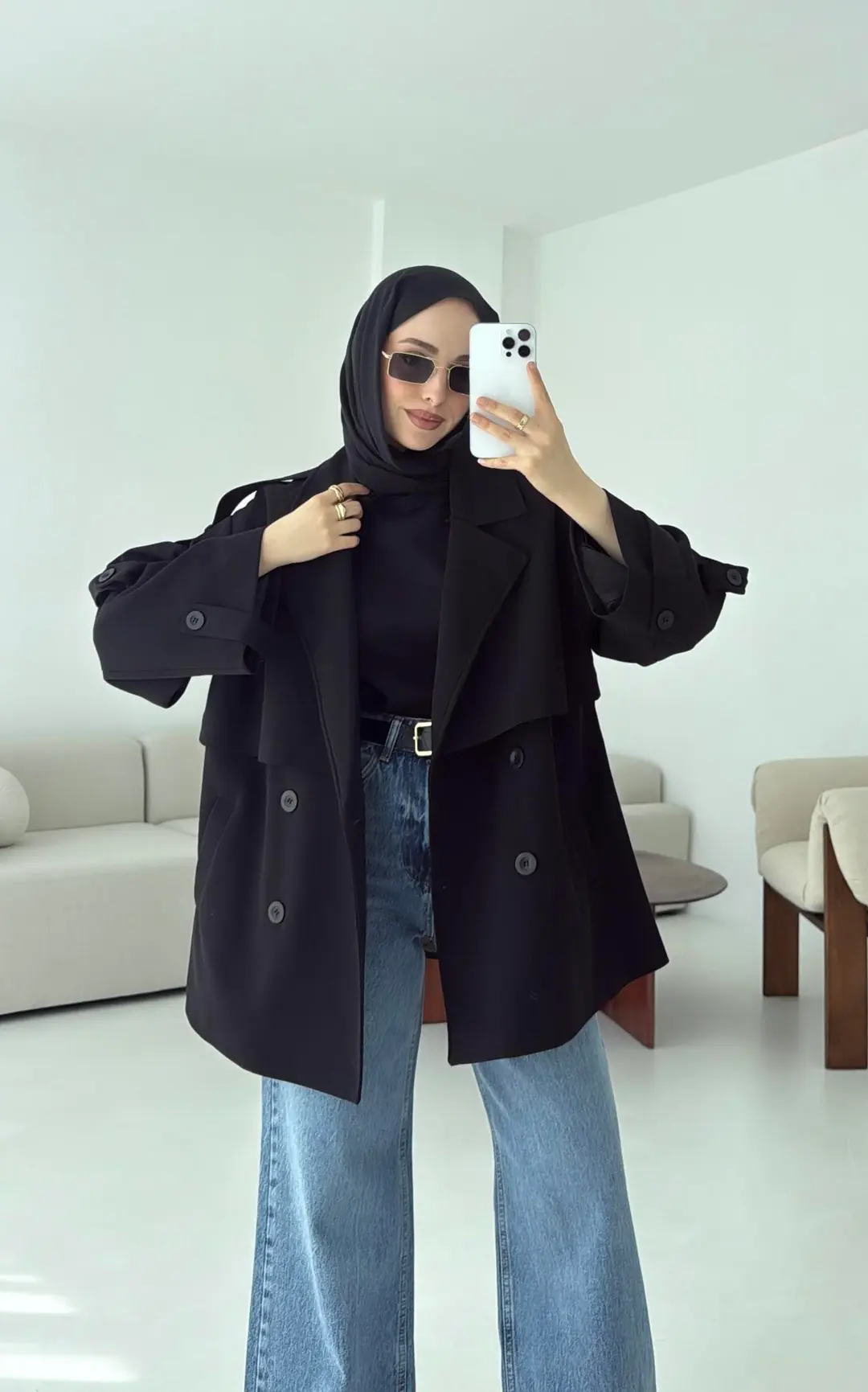 Siyah Bağlamalı Trençkot