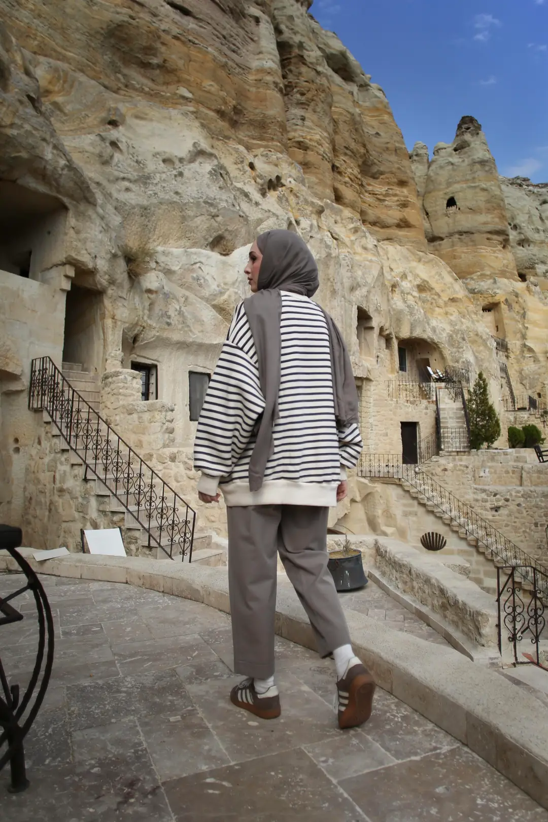 Çizgili Oversize Sweatshirt Kahve