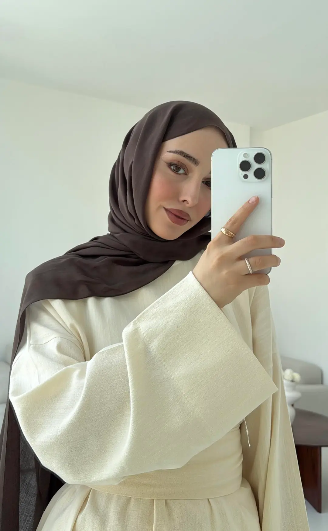 Krem Kuşaklı Bluz Takım
