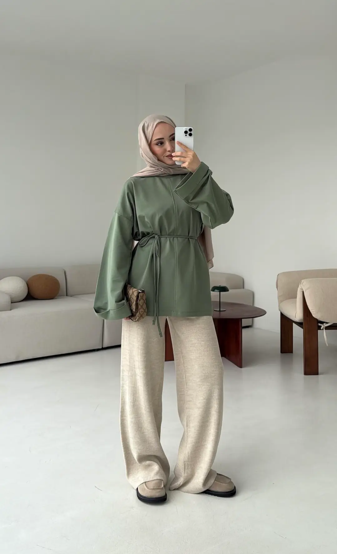 Bağlamalı Yanı Yırtmaç Detay Sweat Ada Cayı