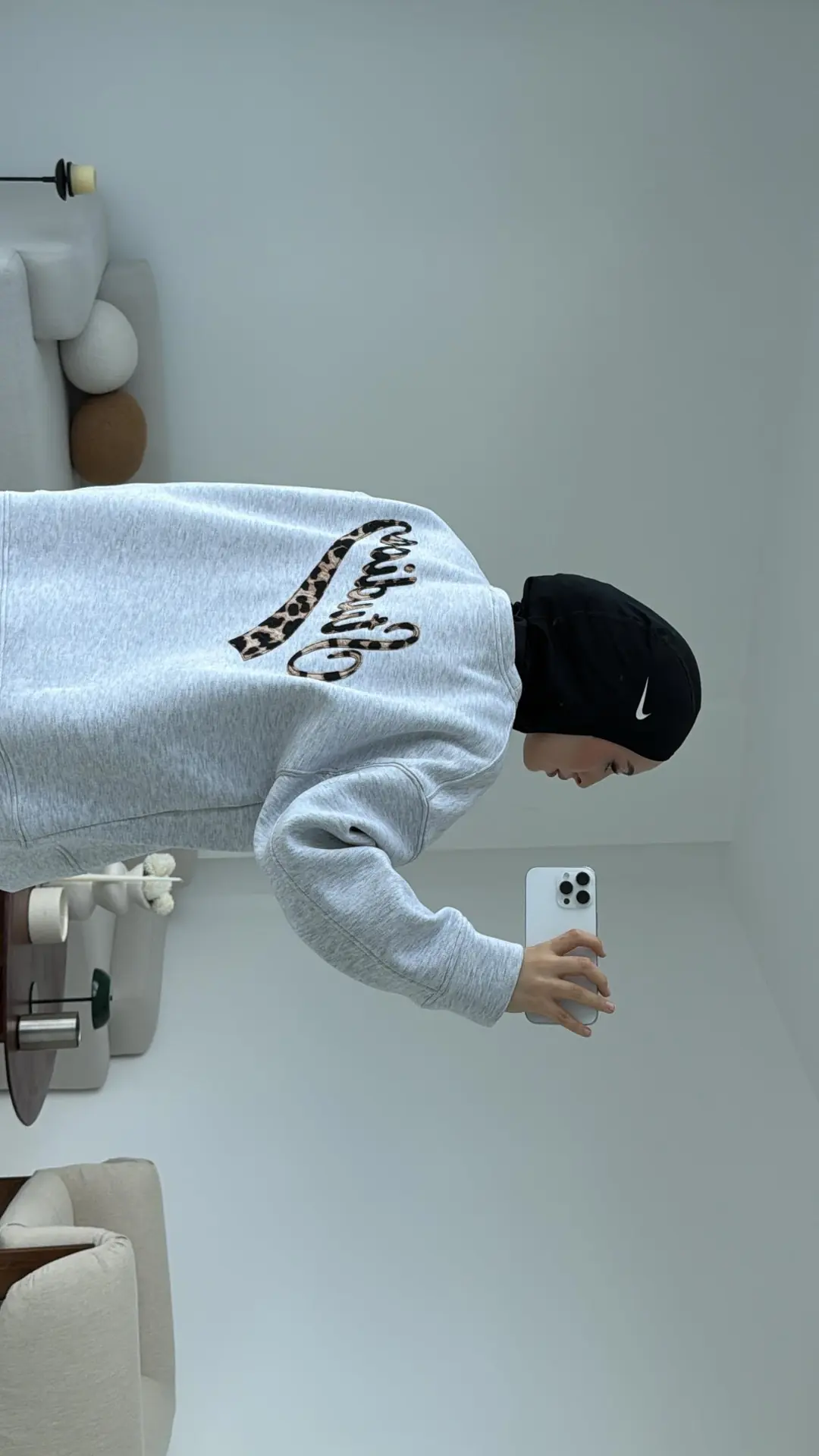 Minimal Baskılı Oversize Sweat Gri