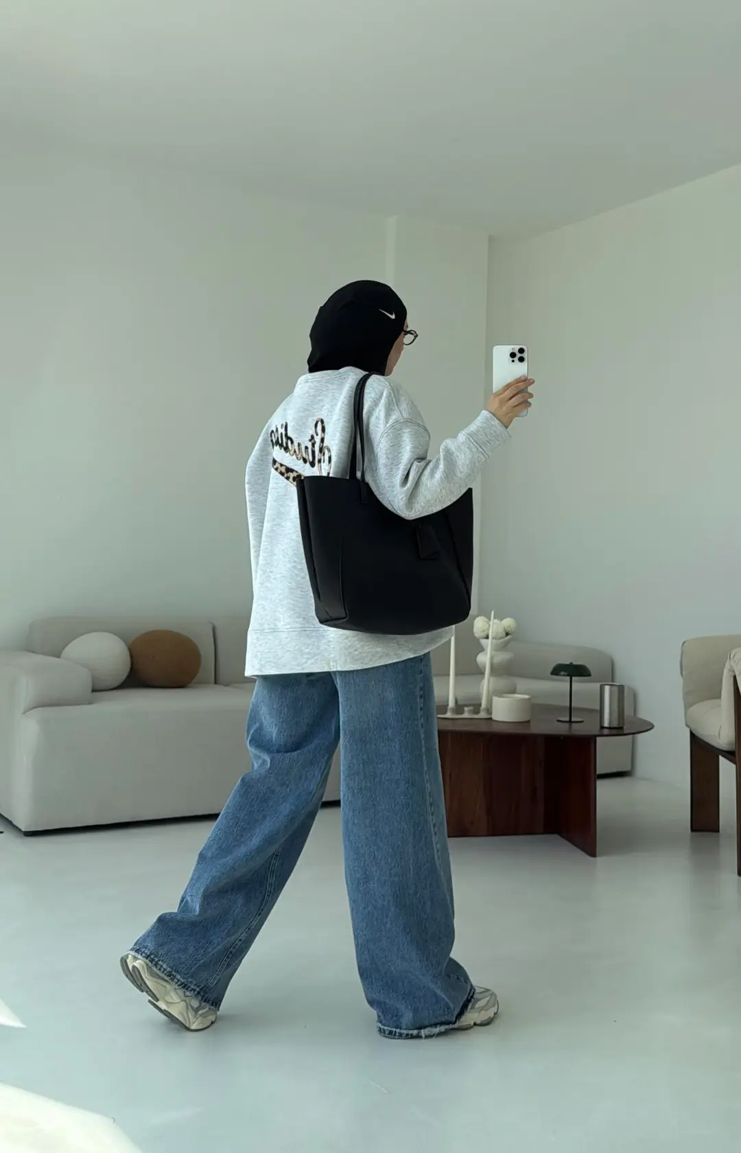 Minimal Baskılı Oversize Sweat Gri