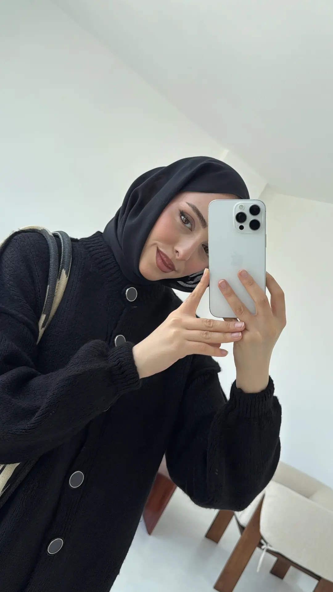 Düğmeli Triko Hırka Siyah