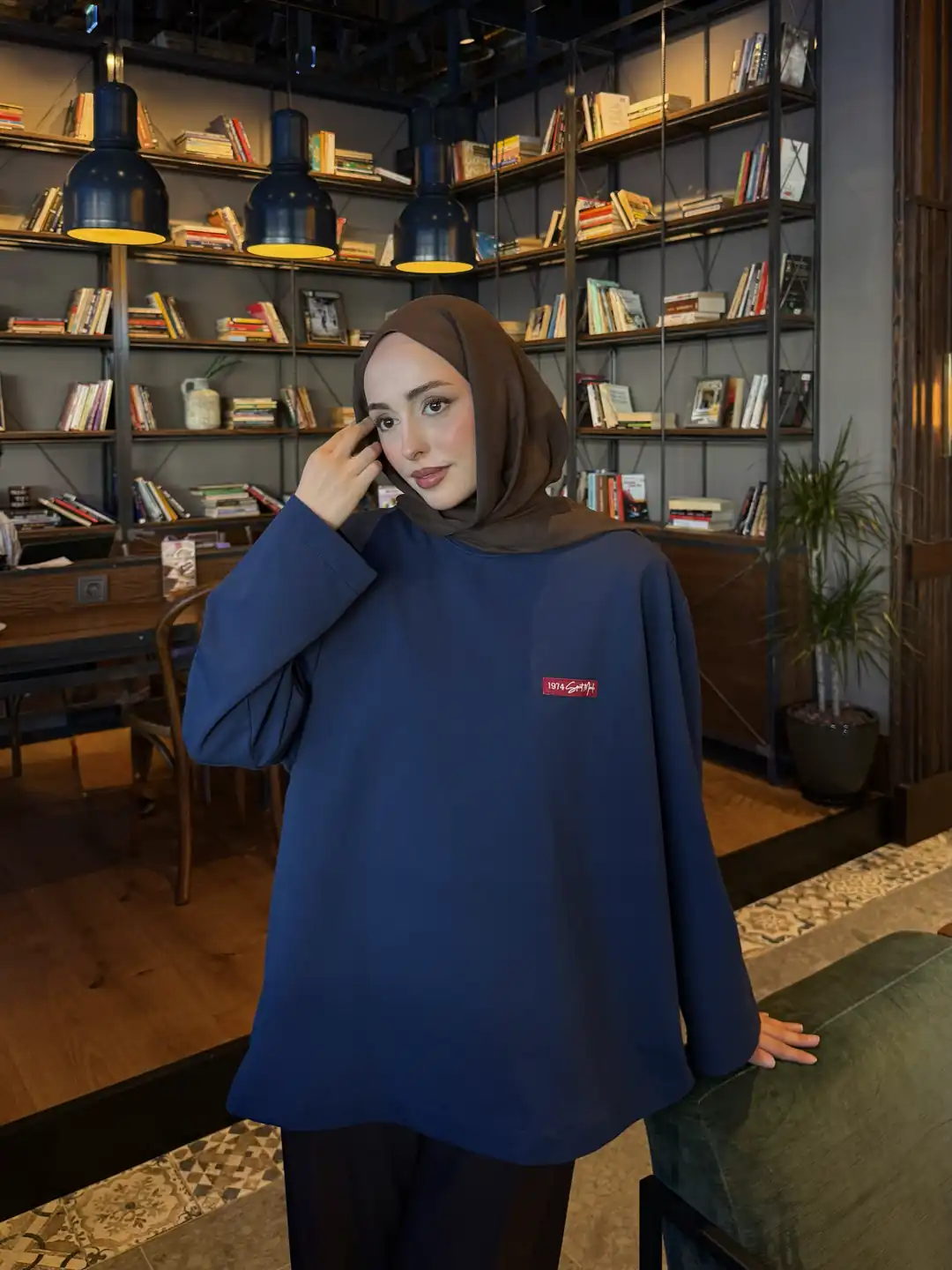 Etiket Baskılı Sweatshirt Lacivert