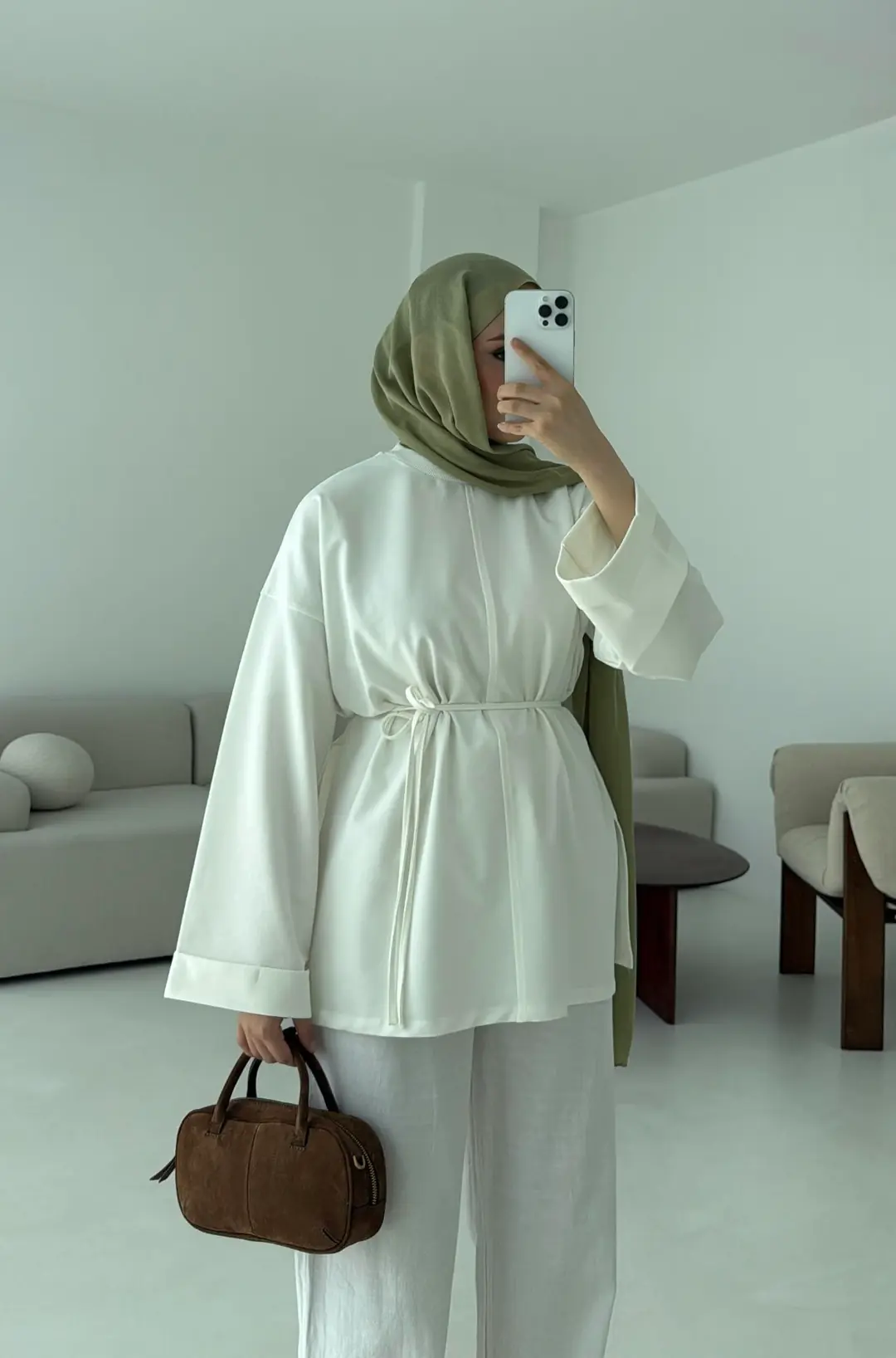 Bağlamalı Yanı Yırtmaç Detay Sweat Beyaz
