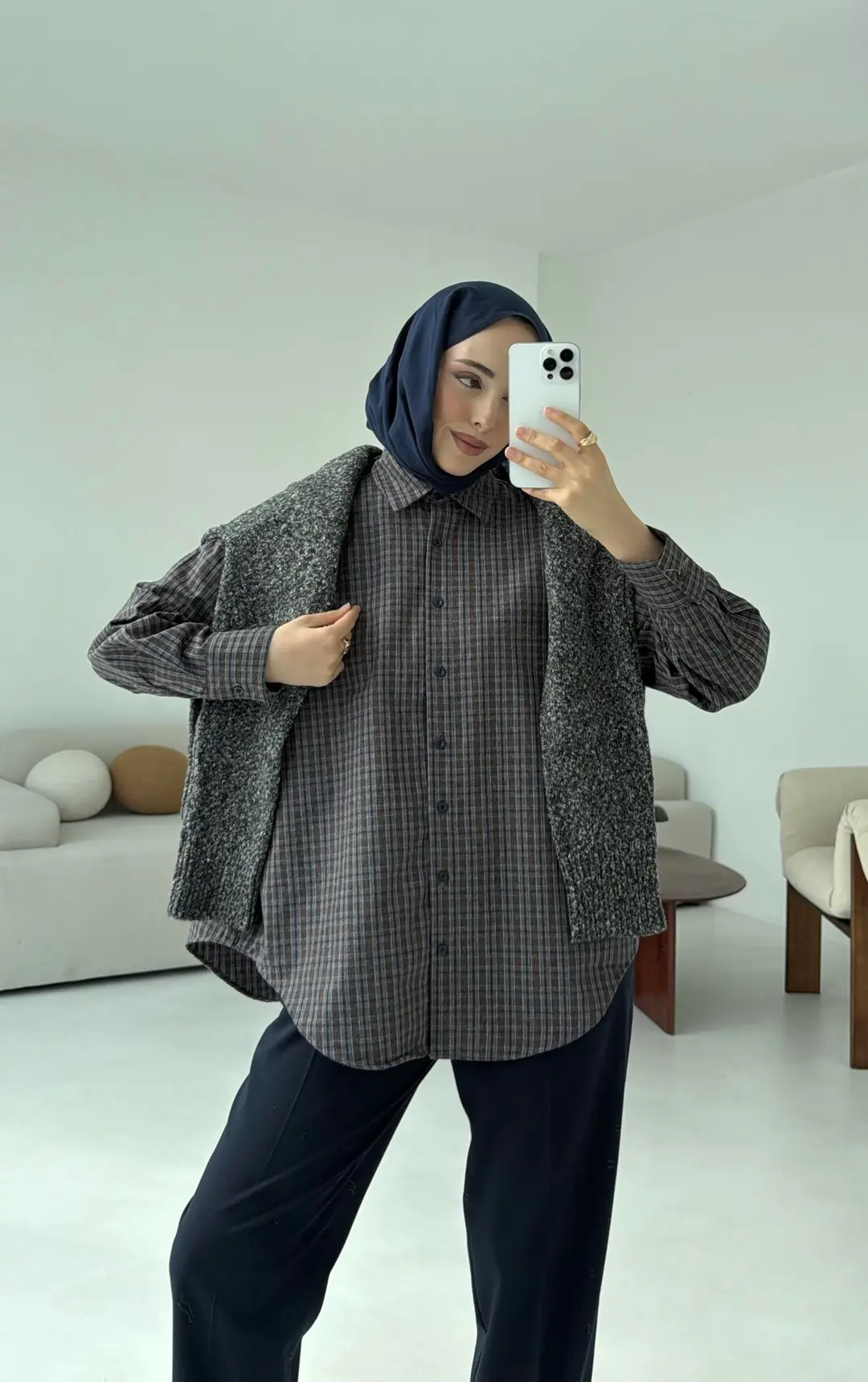 Lacivert Geçişli Ekose Gömlek