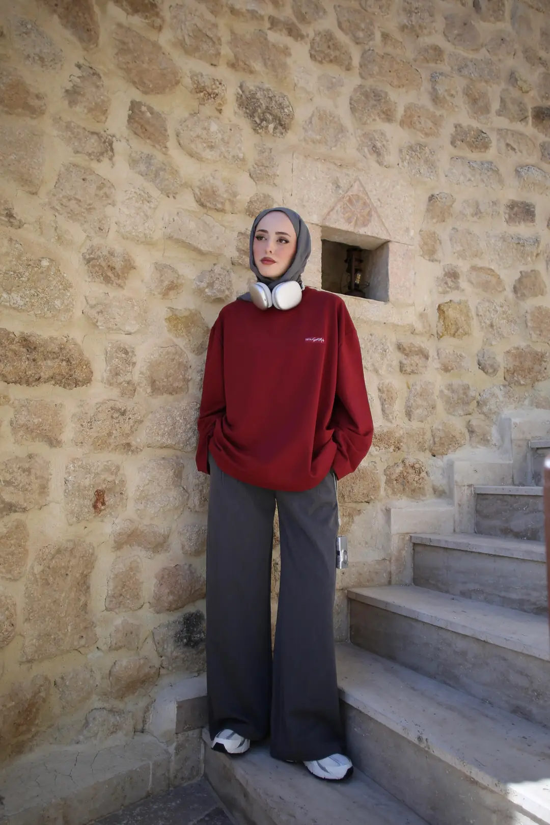 Etiket Baskılı Sweatshirt Kırmızı