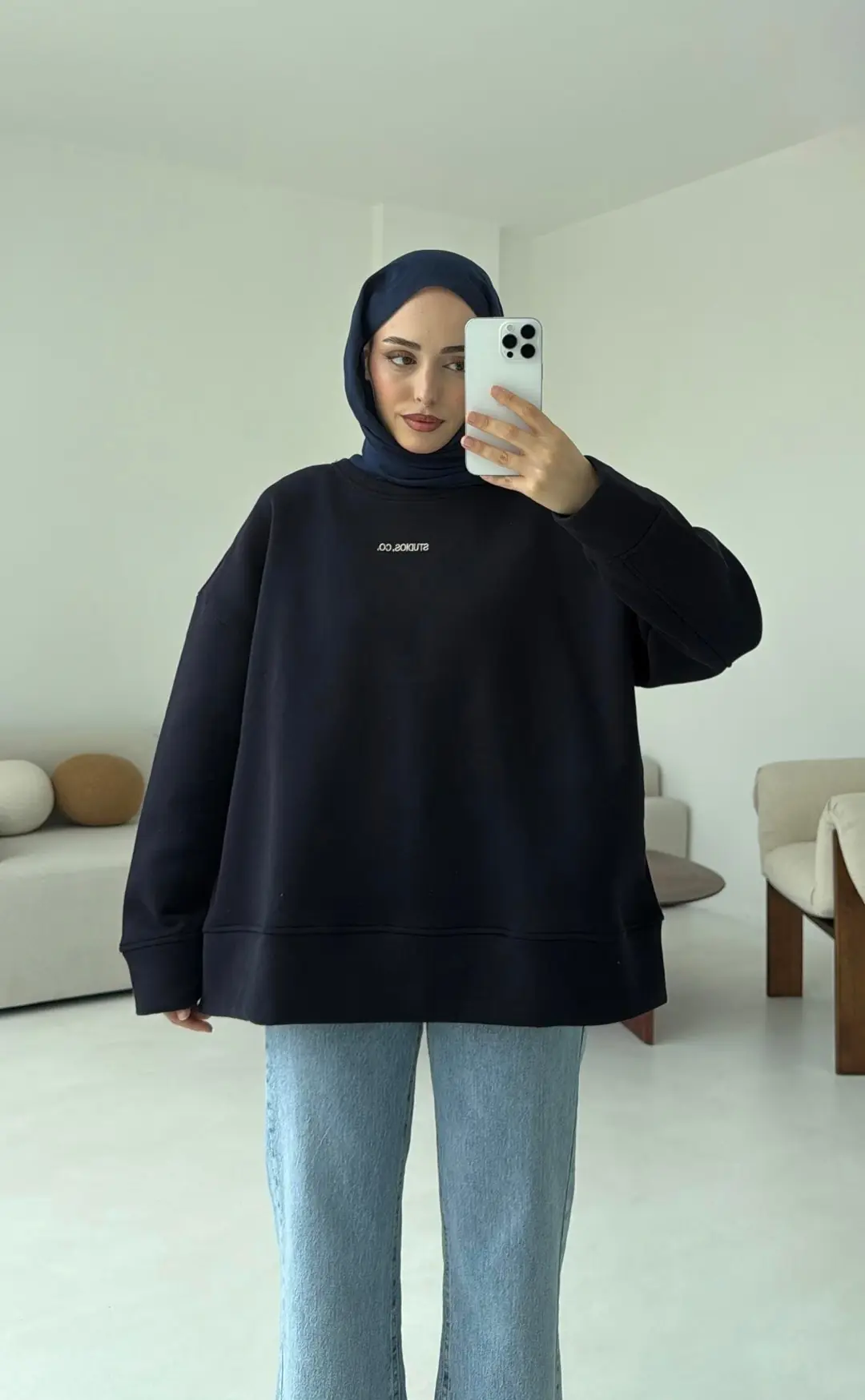 Minimal Baskılı Oversize Sweat Lacivert