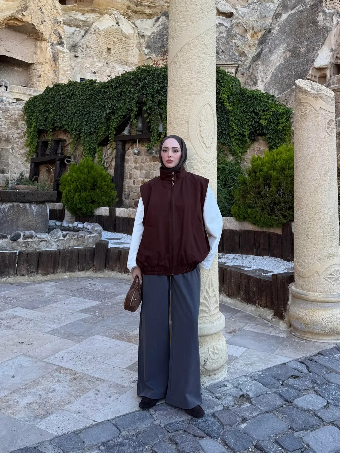 Dik Yaka Kahve Gabardin Yelek