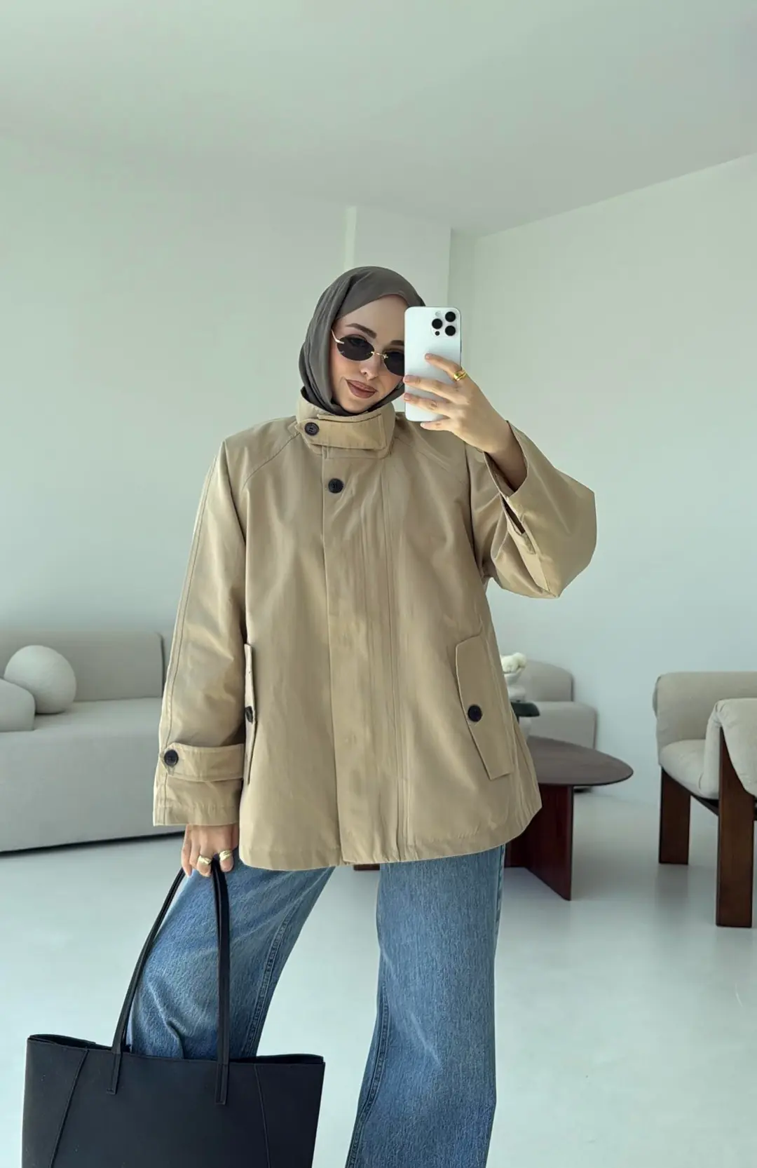 Minimal Yakalı Trençkot Bej
