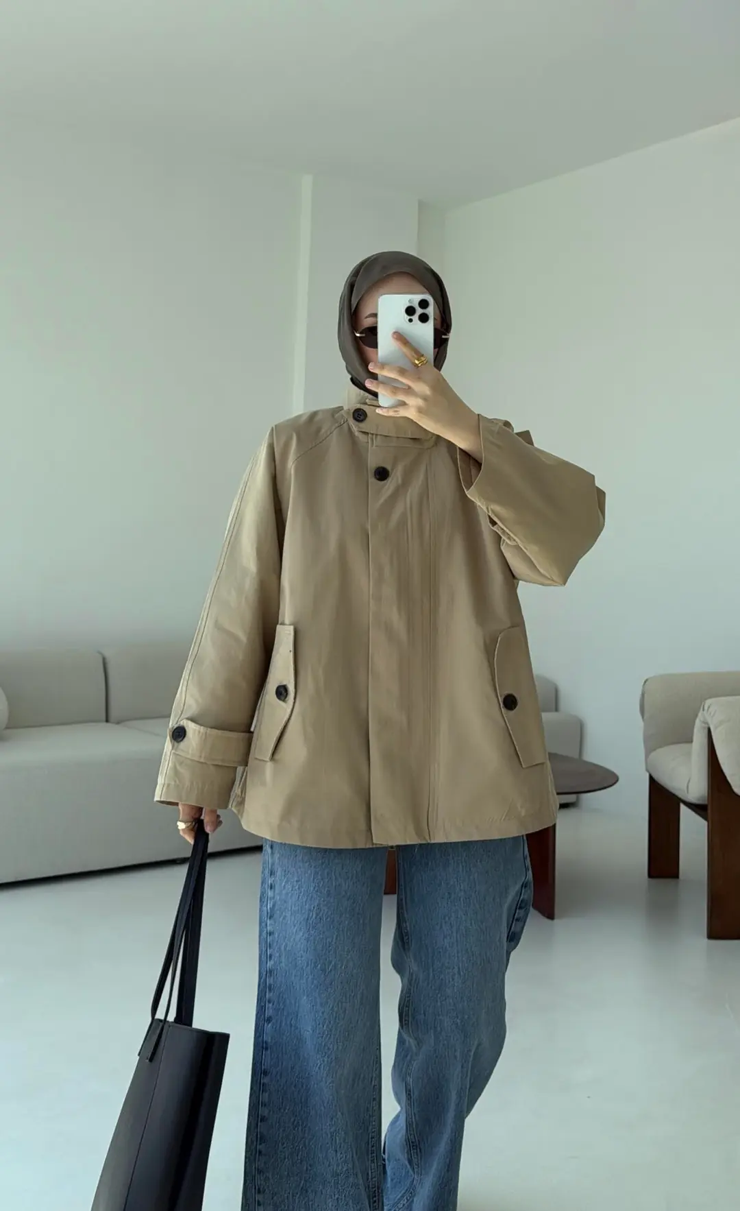 Minimal Yakalı Trençkot Bej